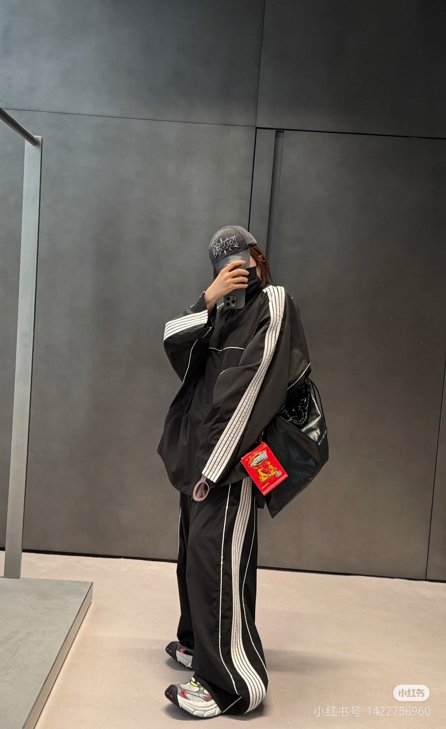 LuxluxHouse Best Quality Clothes Balenciaga Pants