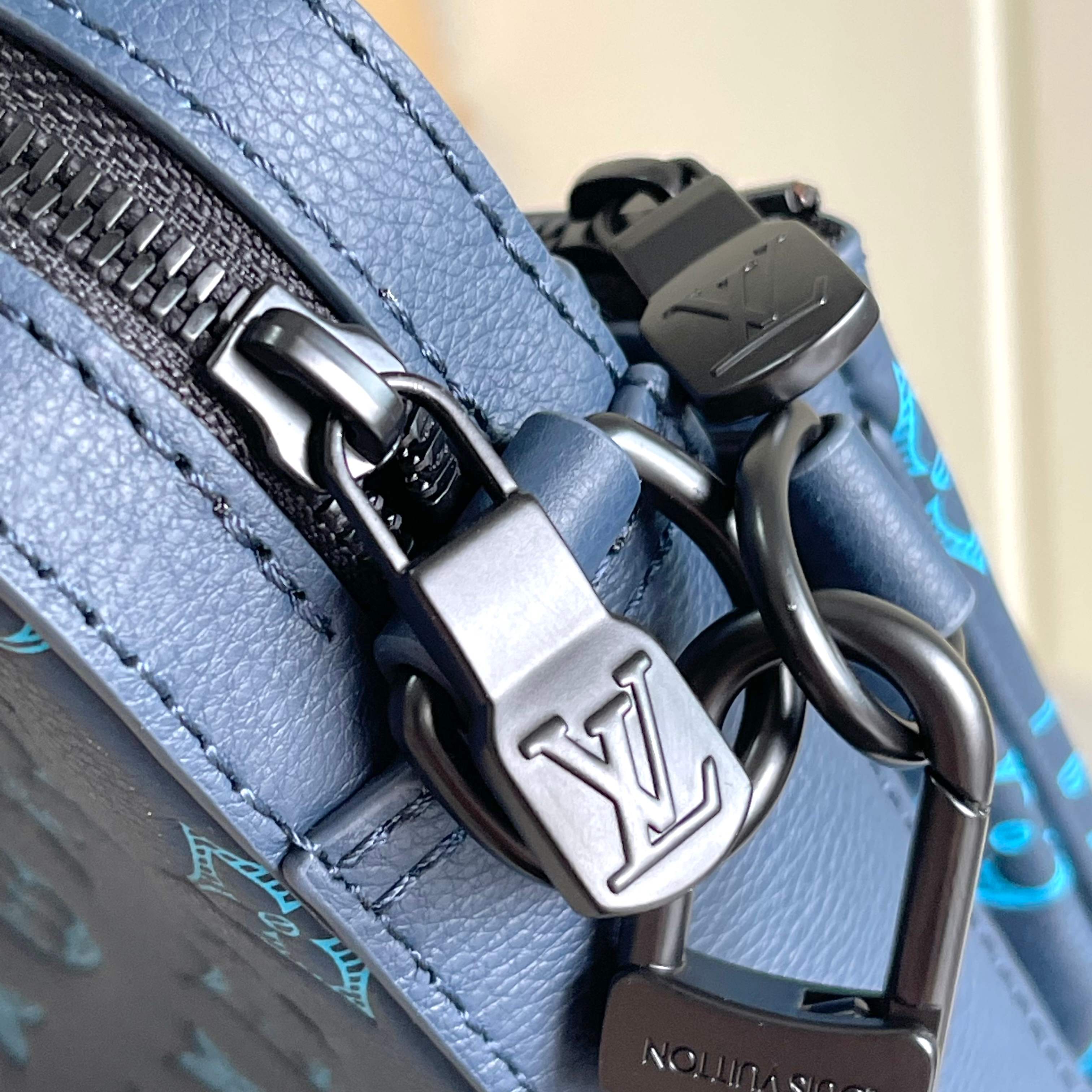 LuxluxHouse Best Quality Bags Louis Vuitton Men