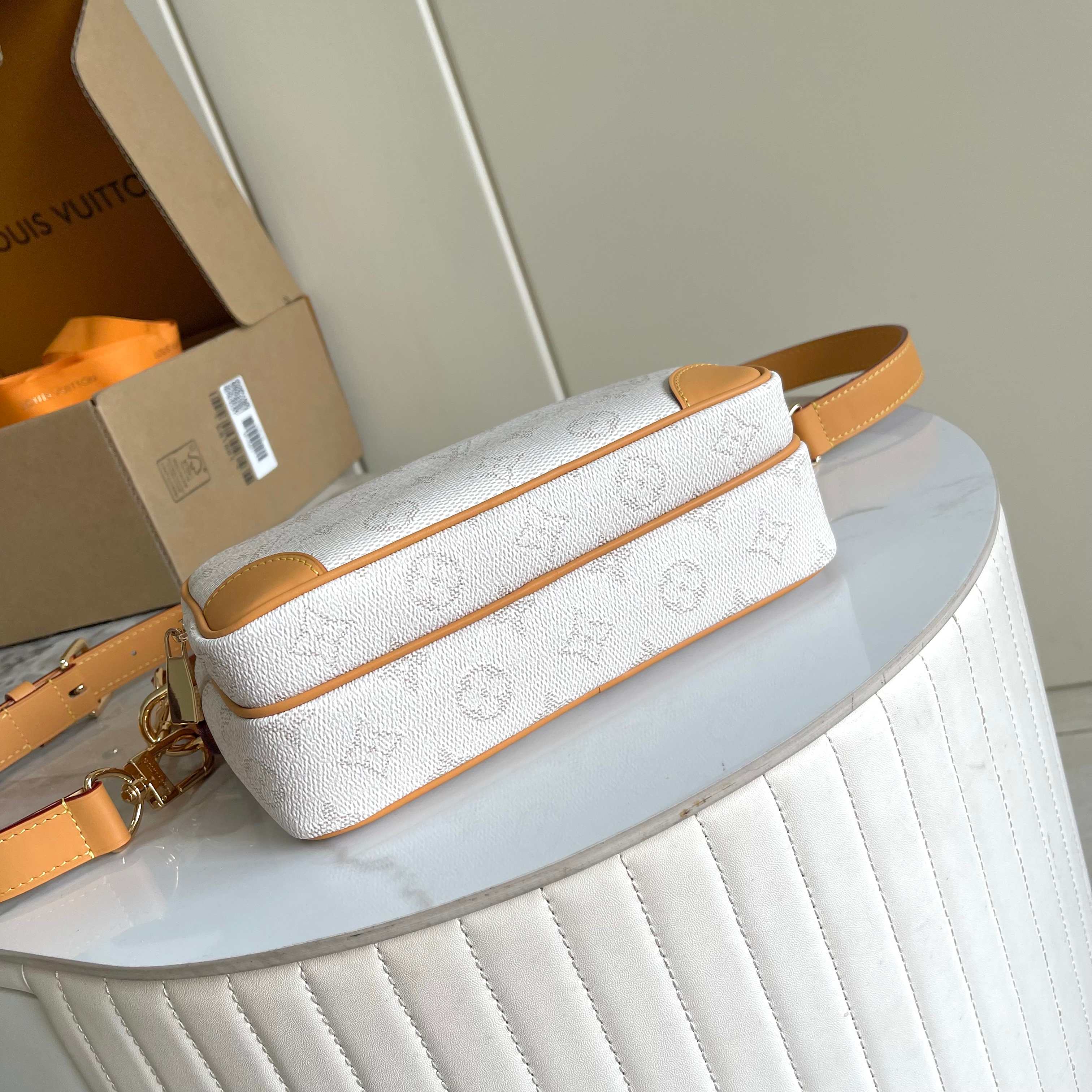 LuxluxHouse Best Quality Bags Louis Vuitton Women Men