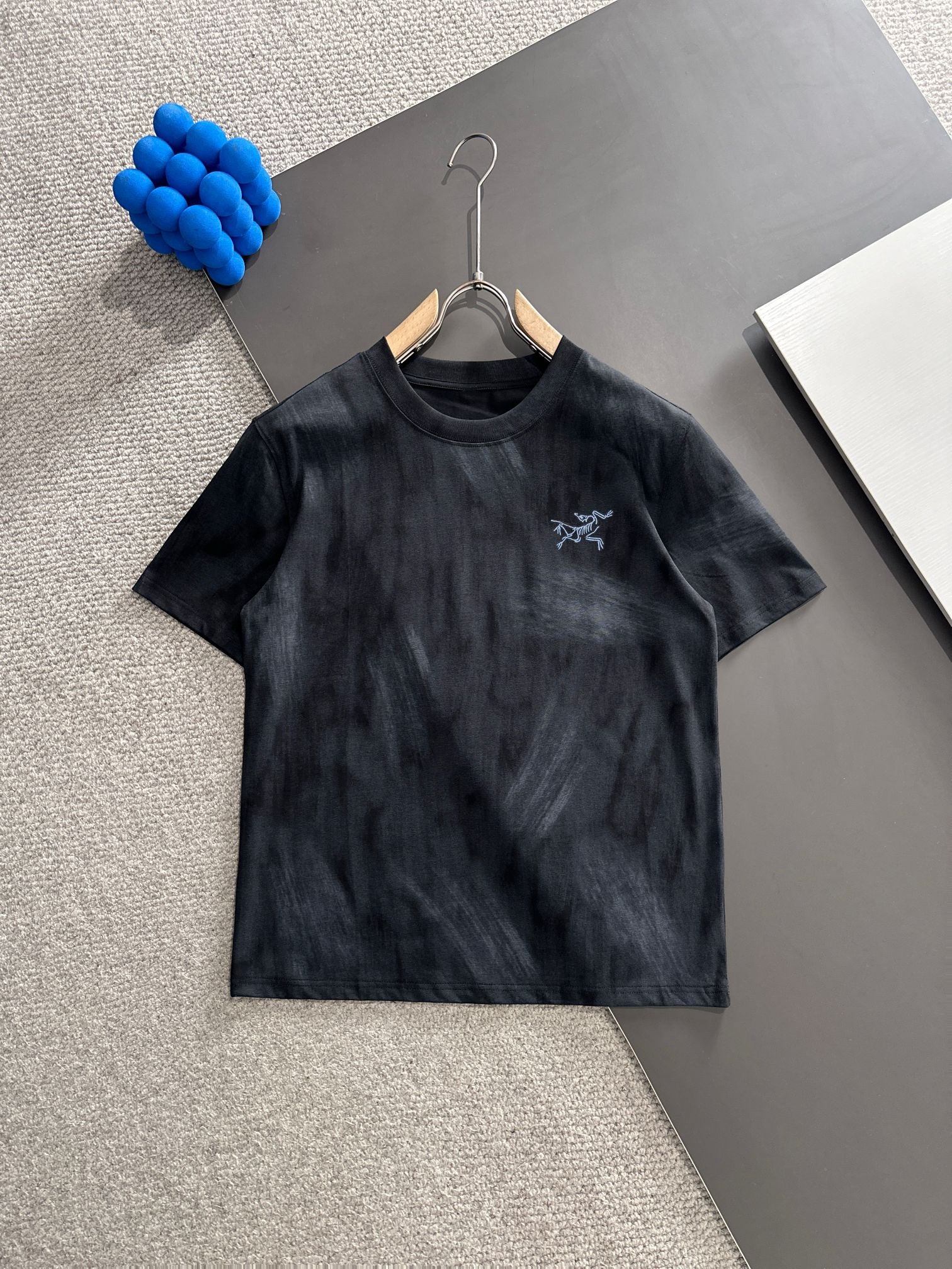 LuxluxHouse Best Quality Clothes T-shirt Arcteryx