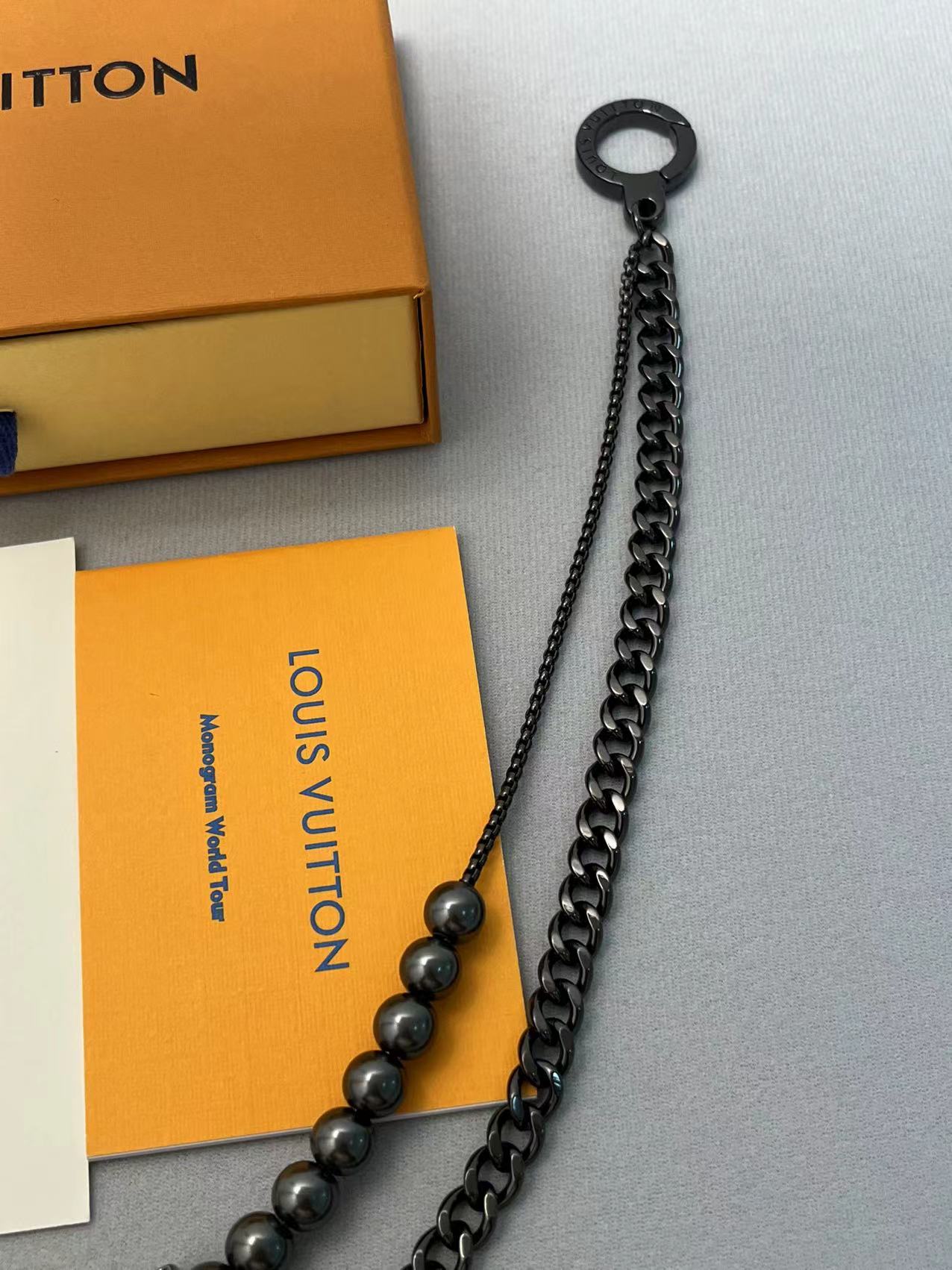 LuxluxHouse Best Quality Accessories Keychain Louis Vuitton