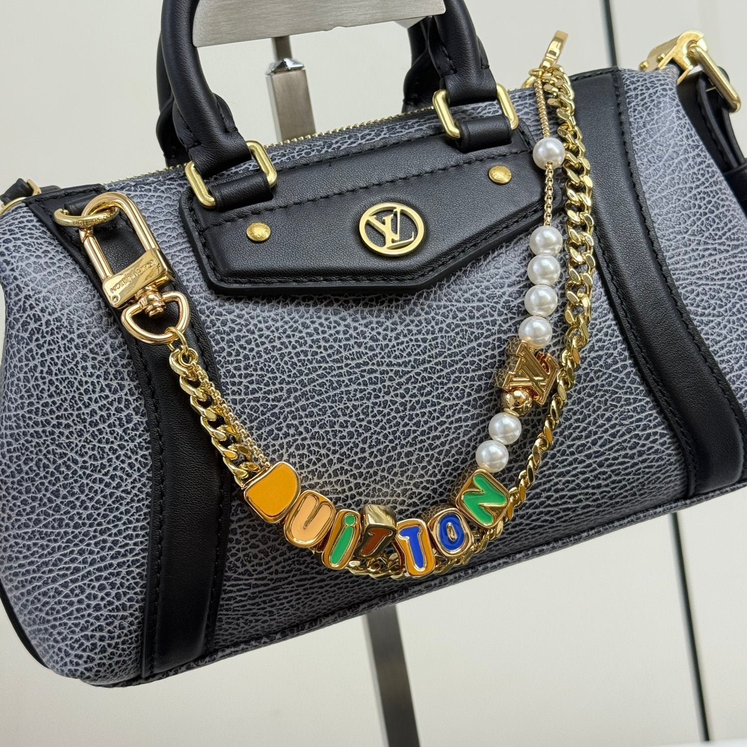 LuxluxHouse Best Quality Accessories Keychain Louis Vuitton