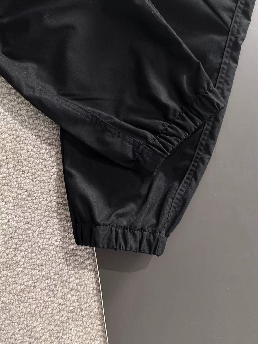 LuxluxHouse Best Quality Clothes Pants Moncler