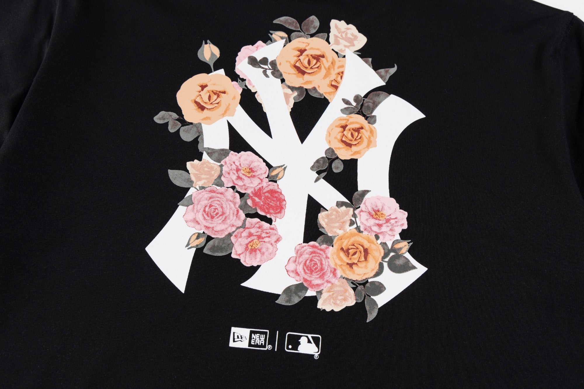 LuxluxHouse Best Quality Clothes The North Face & MLB T-shirt