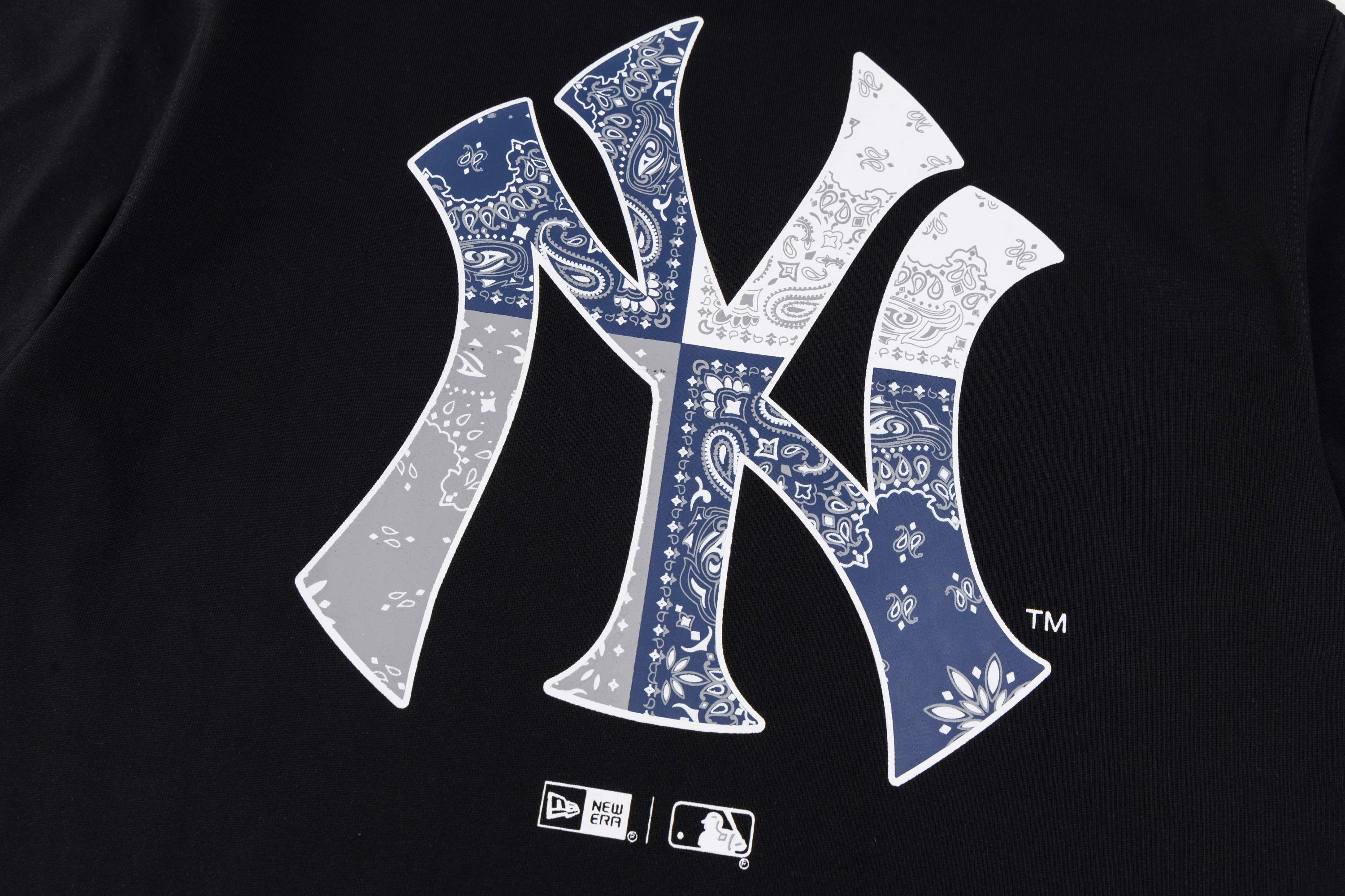 LuxluxHouse Best Quality Clothes The North Face & MLB T-shirt