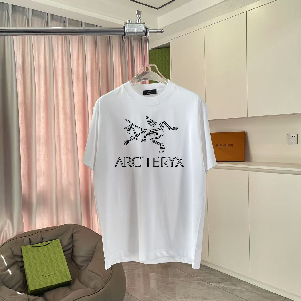 LuxluxHouse Best Quality Clothes T-shirt Arcteryx