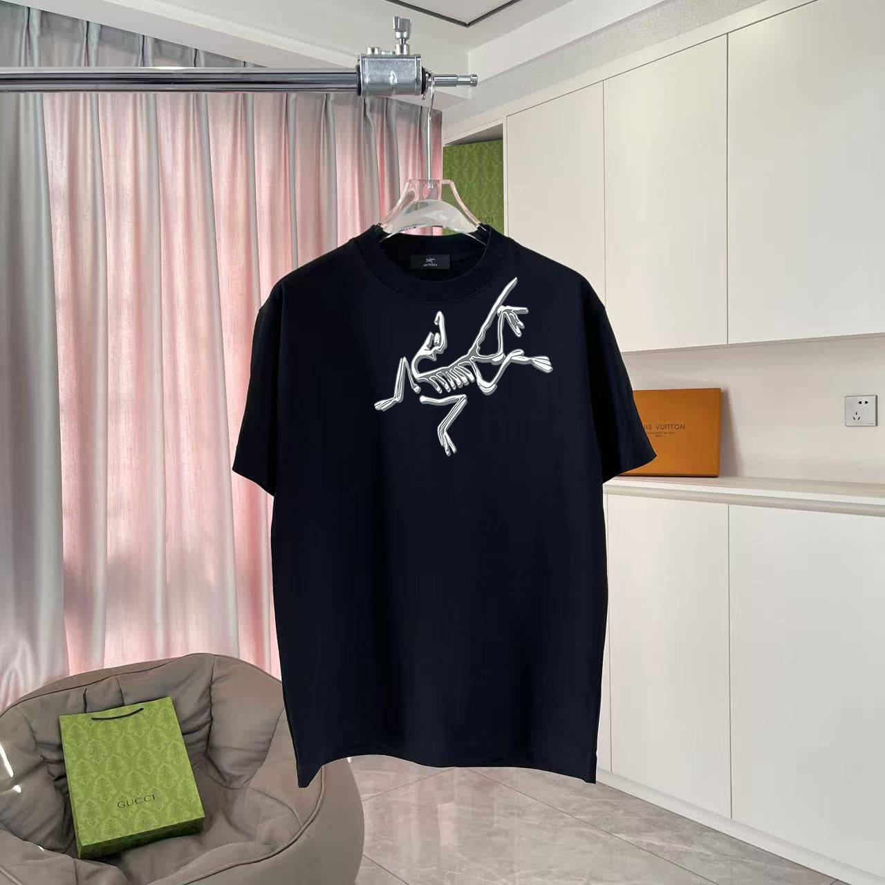 LuxluxHouse Best Quality Clothes T-shirt Arcteryx