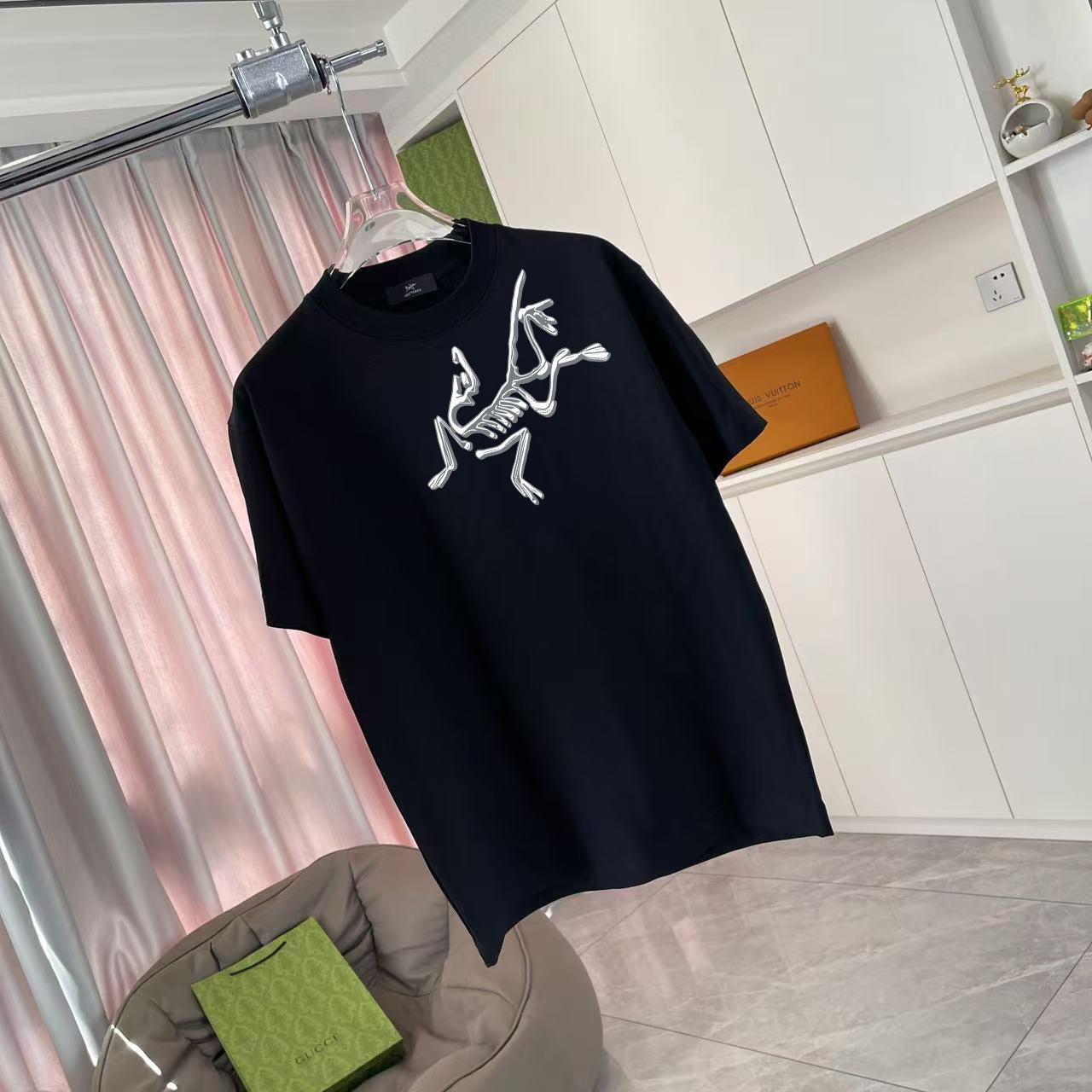 LuxluxHouse Best Quality Clothes T-shirt Arcteryx