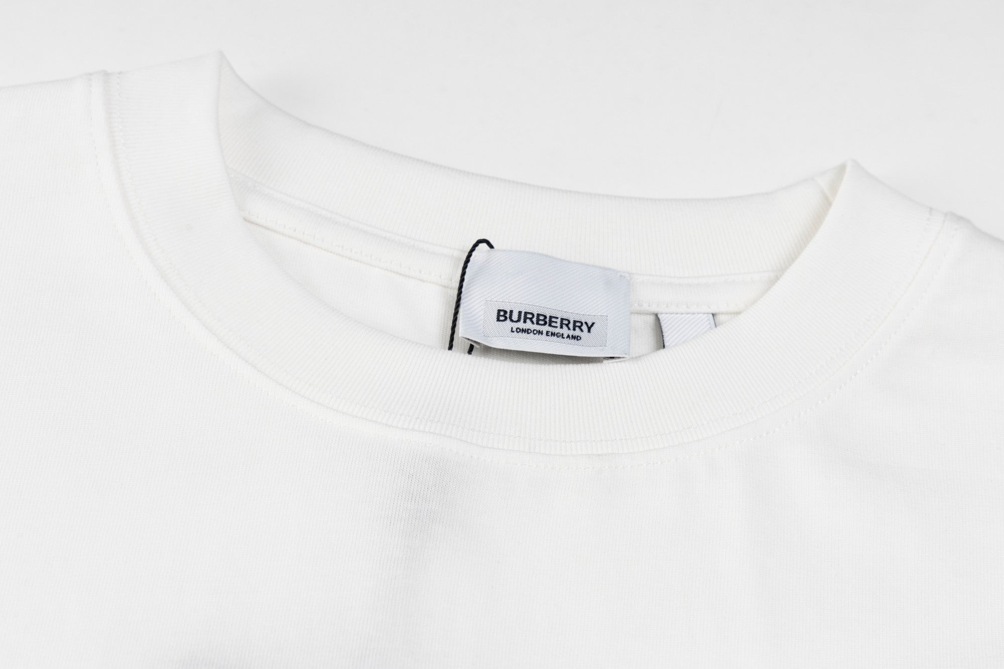 LuxluxHouse Best Quality Clothes Burberry T-shirt