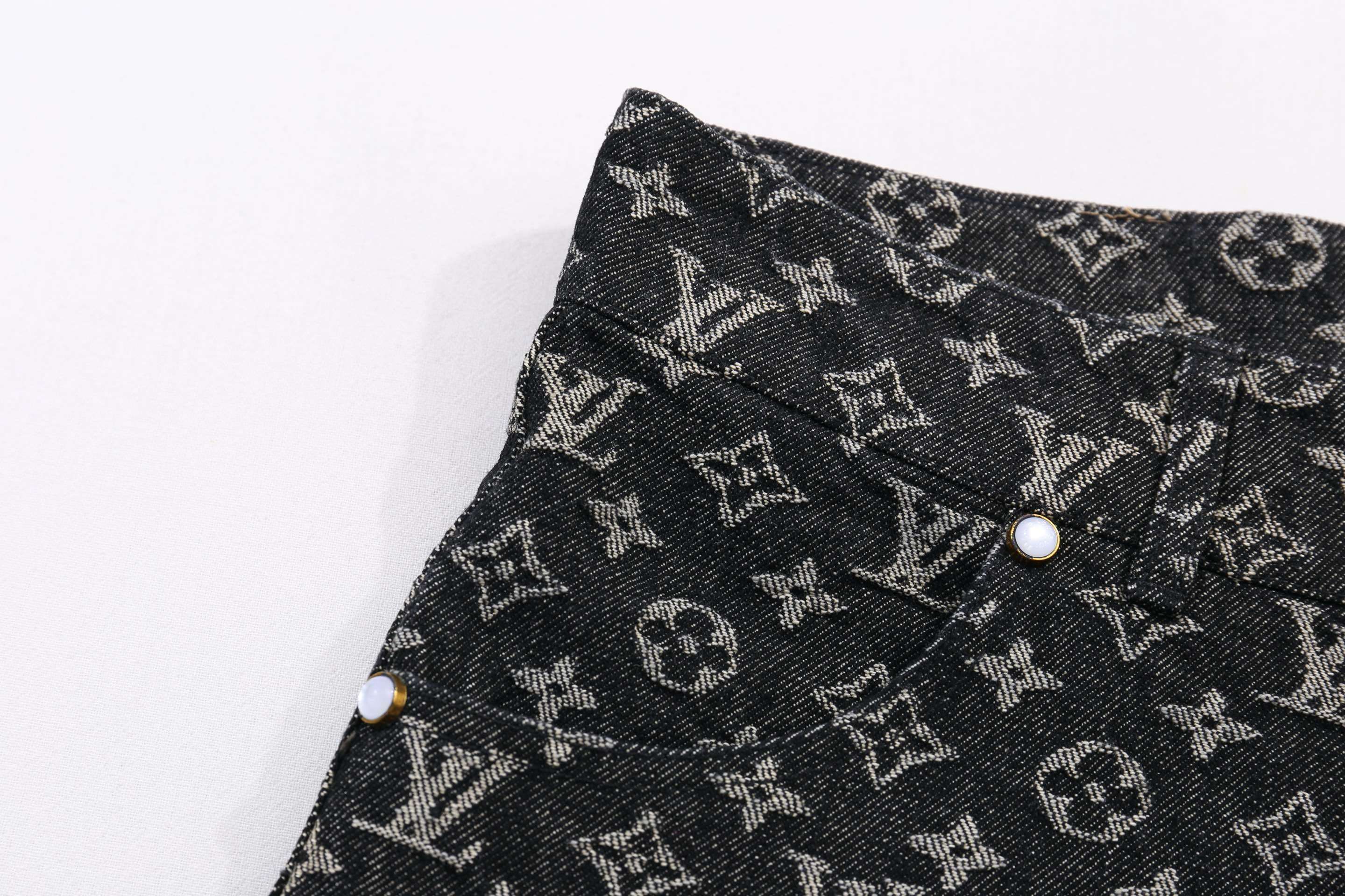 LuxluxHouse Best Quality Clothes Pants Louis Vuitton