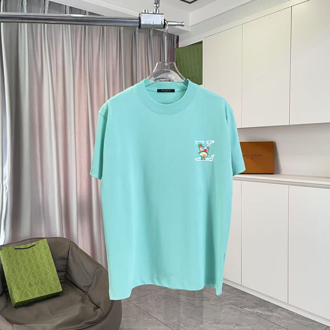 LuxluxHouse Best Quality Clothes T-shirt Louis Vuitton