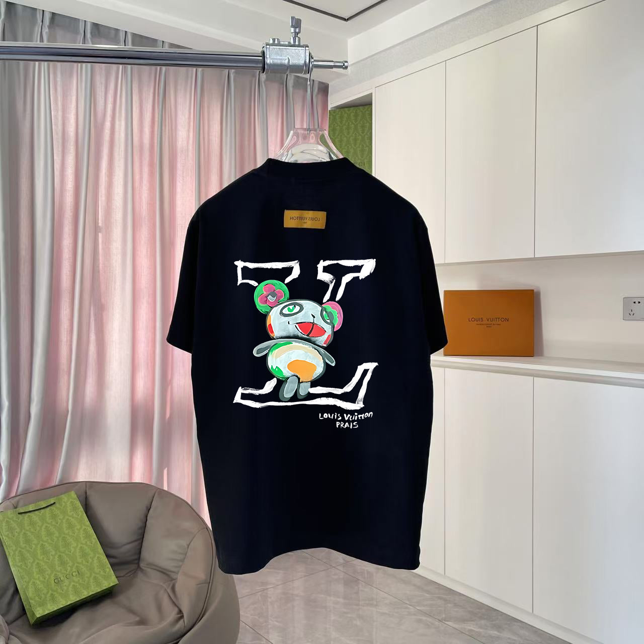 LuxluxHouse Best Quality Clothes T-shirt Louis Vuitton