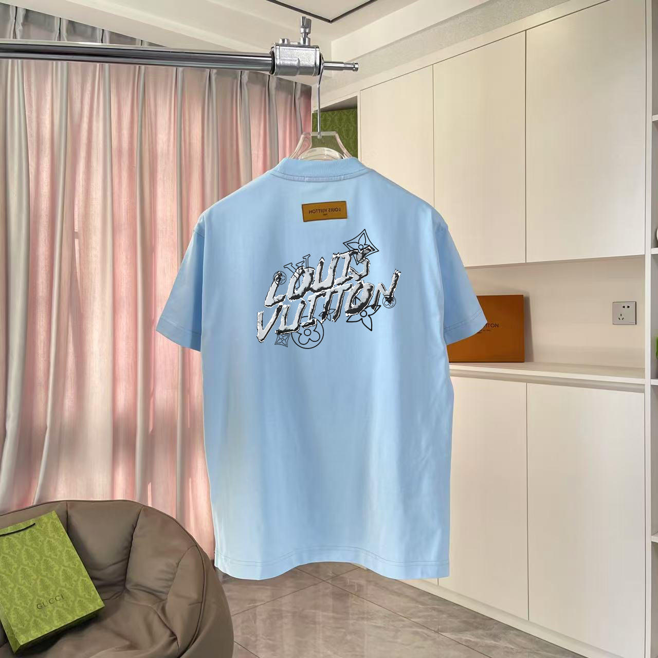 LuxluxHouse Best Quality Clothes T-shirt Louis Vuitton