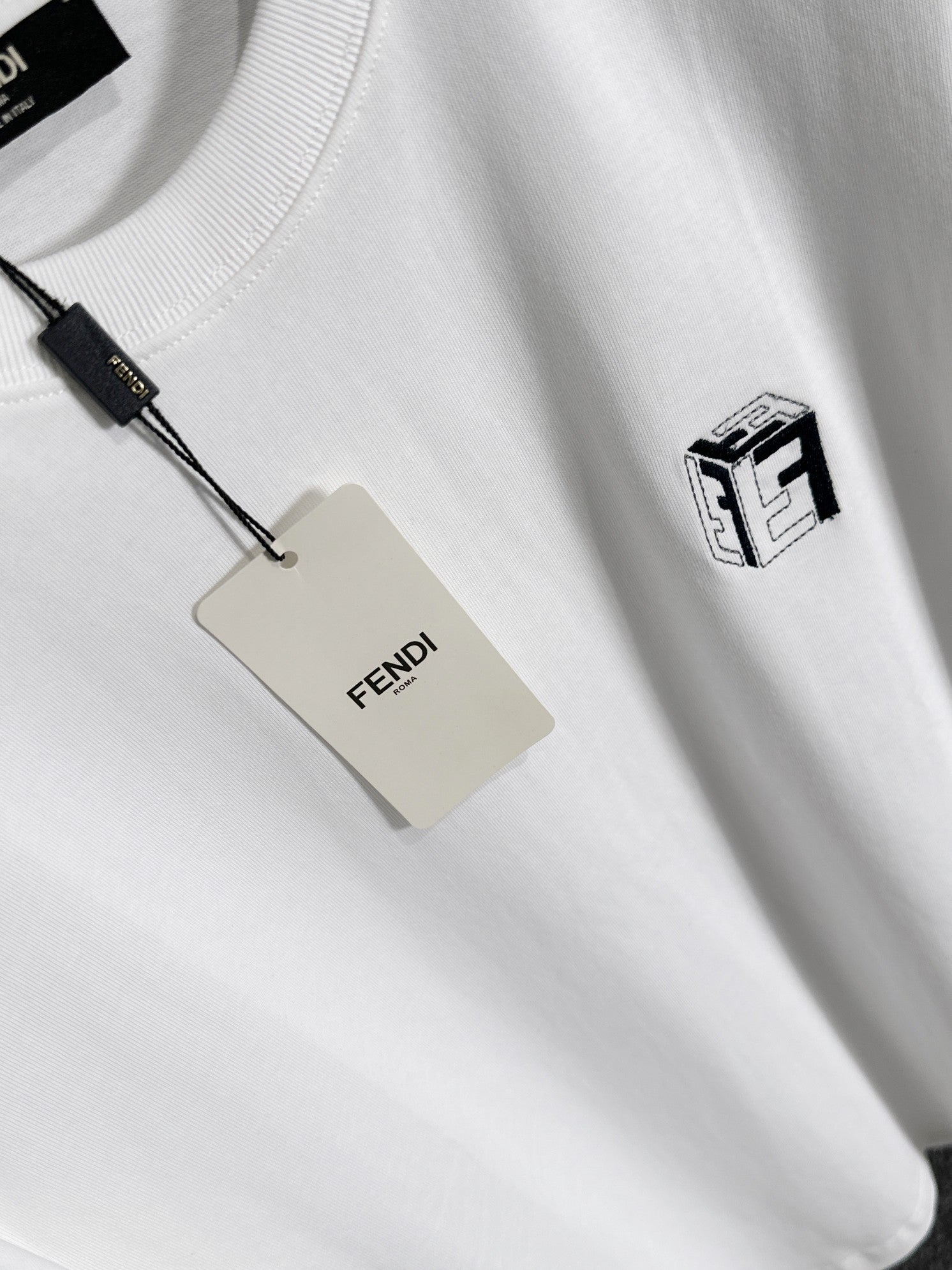 LuxluxHouse Best Quality Clothes Fendi T-shirt