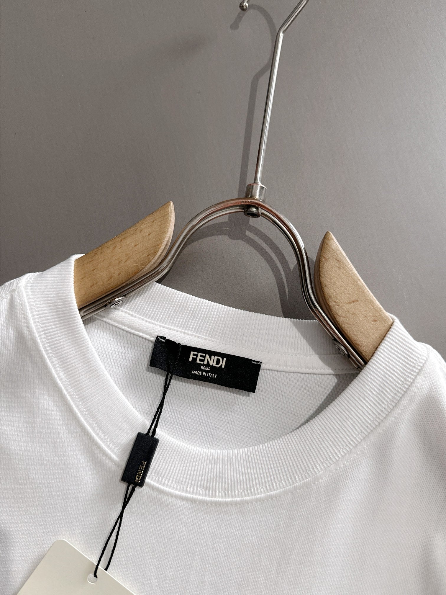 LuxluxHouse Best Quality Clothes Fendi T-shirt