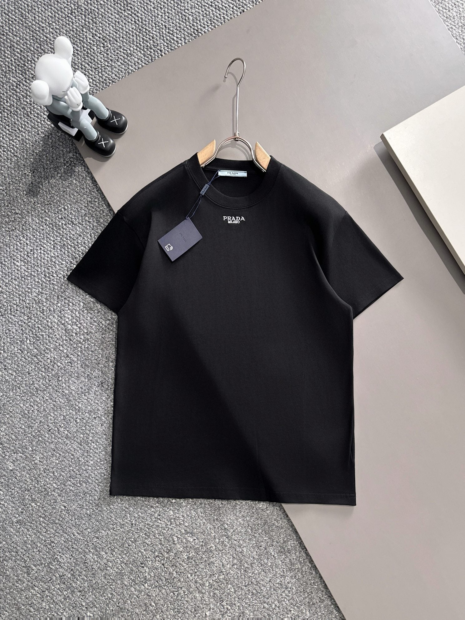LuxluxHouse Best Quality Clothes T-shirt Prada