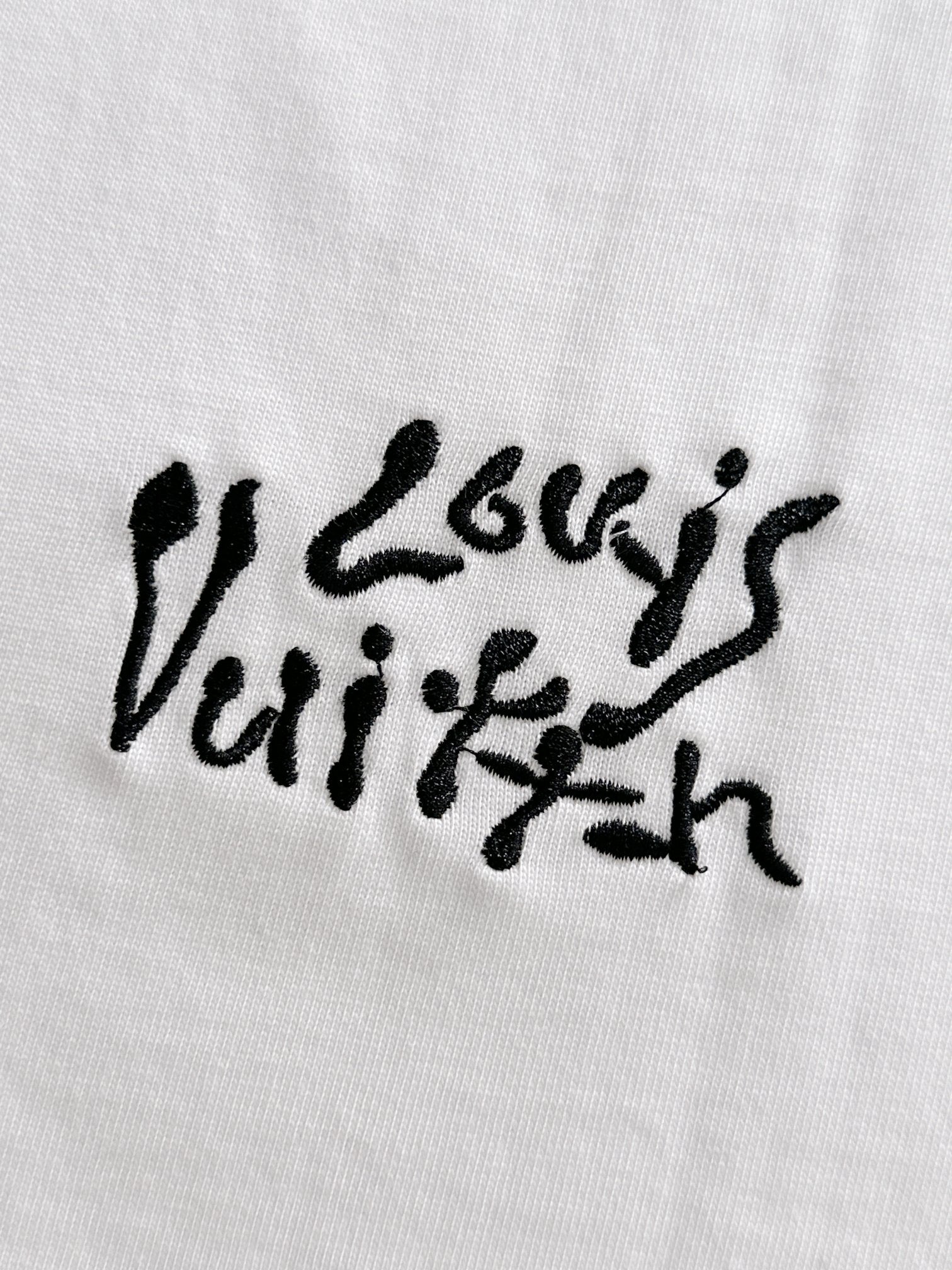 LuxluxHouse Best Quality Clothes T-shirt Louis Vuitton