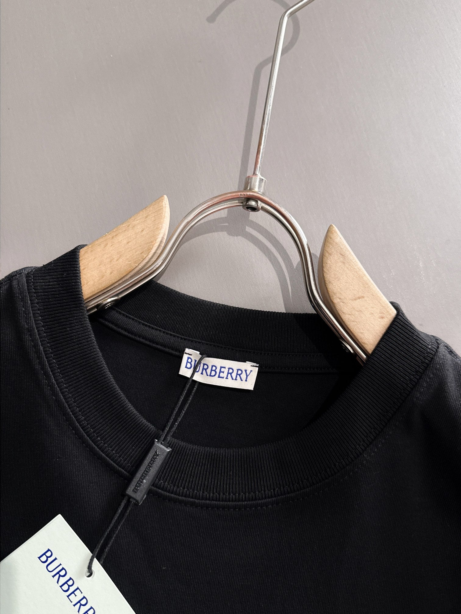 LuxluxHouse Best Quality Clothes Burberry T-shirt