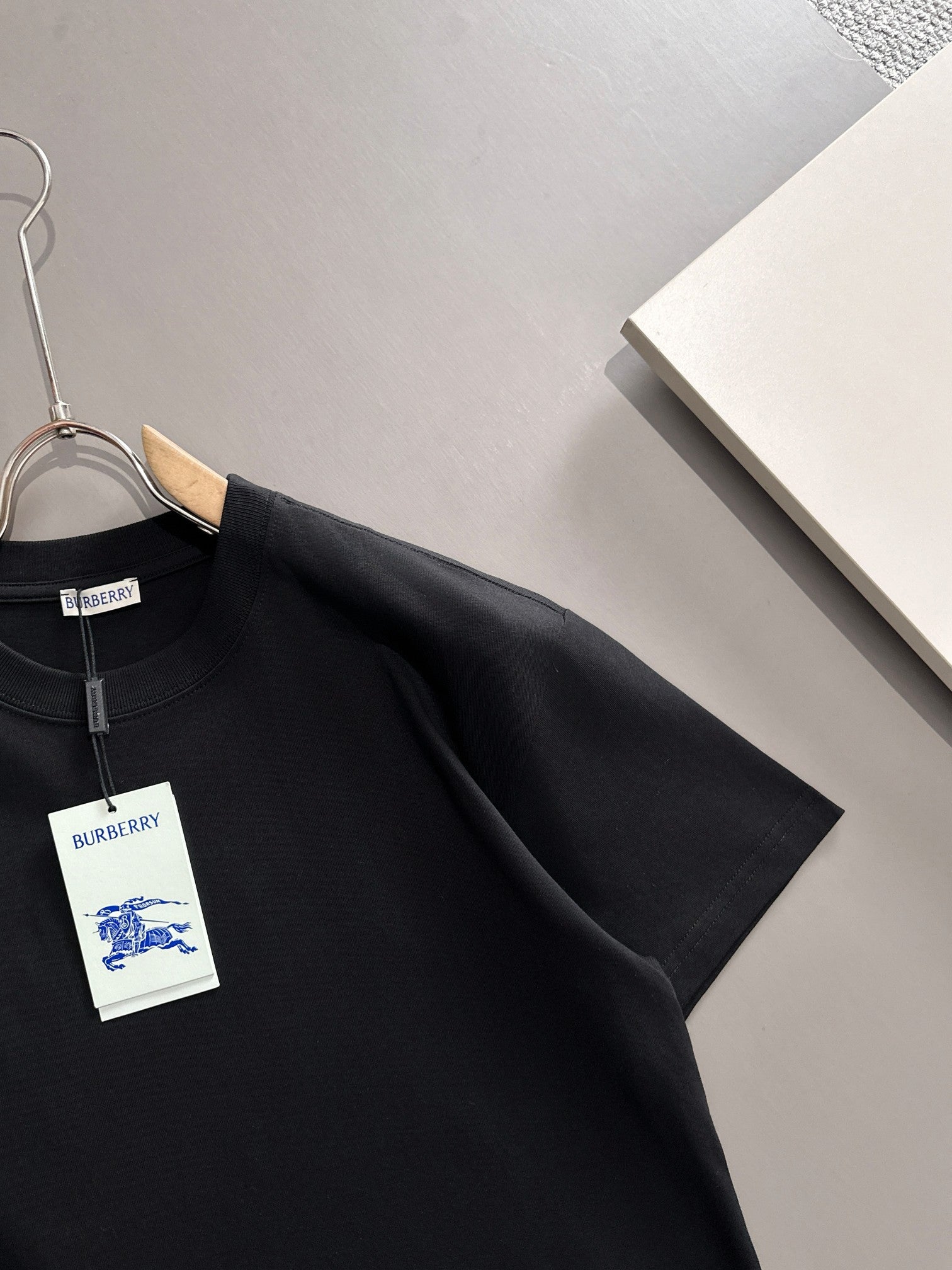 LuxluxHouse Best Quality Clothes Burberry T-shirt