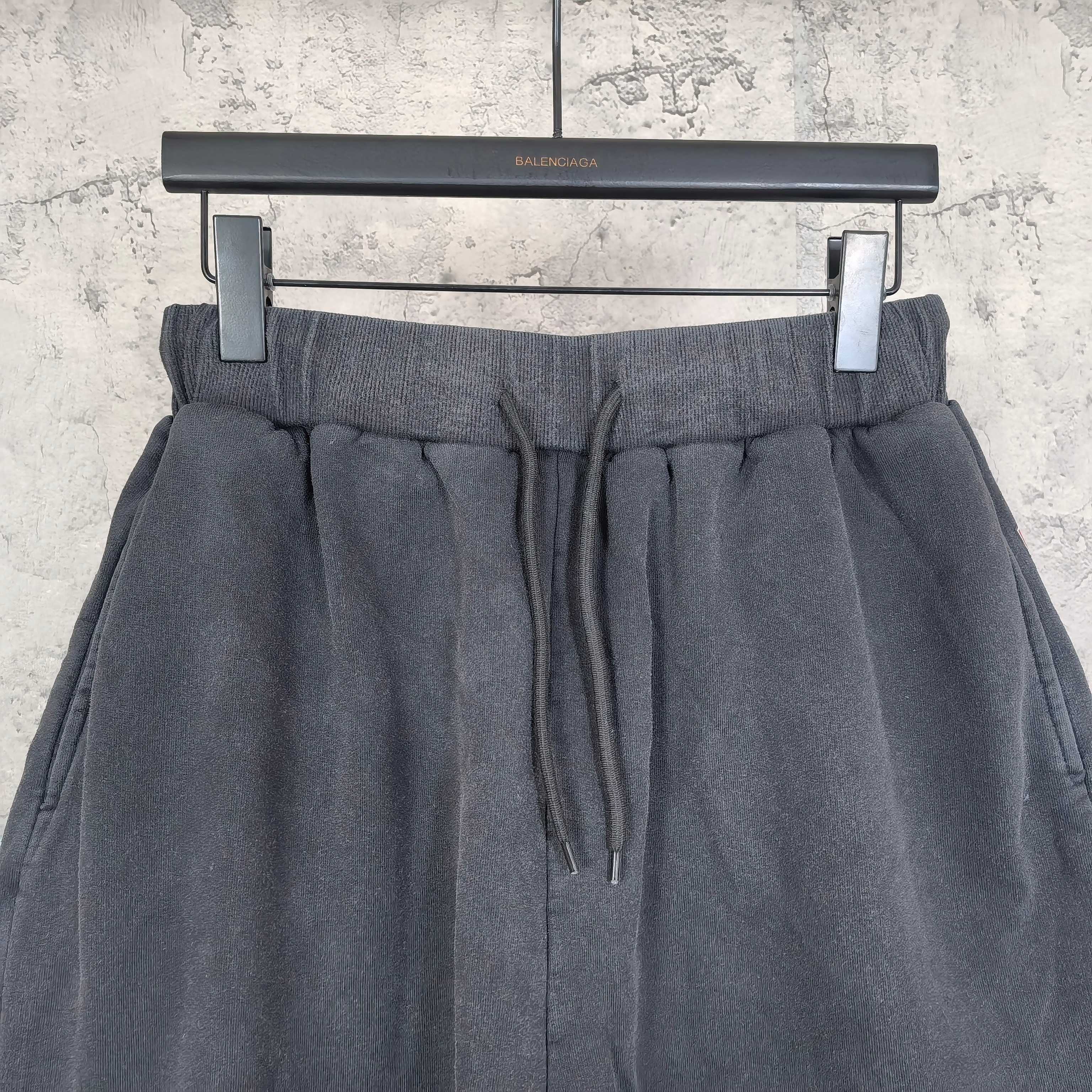 LuxluxHouse Best Quality Clothes Balenciaga Pants