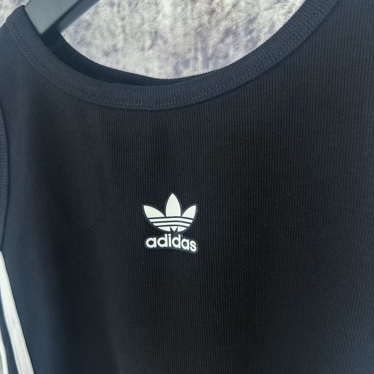 LuxluxHouse Best Quality Clothes Nike & Adidas T-shirt