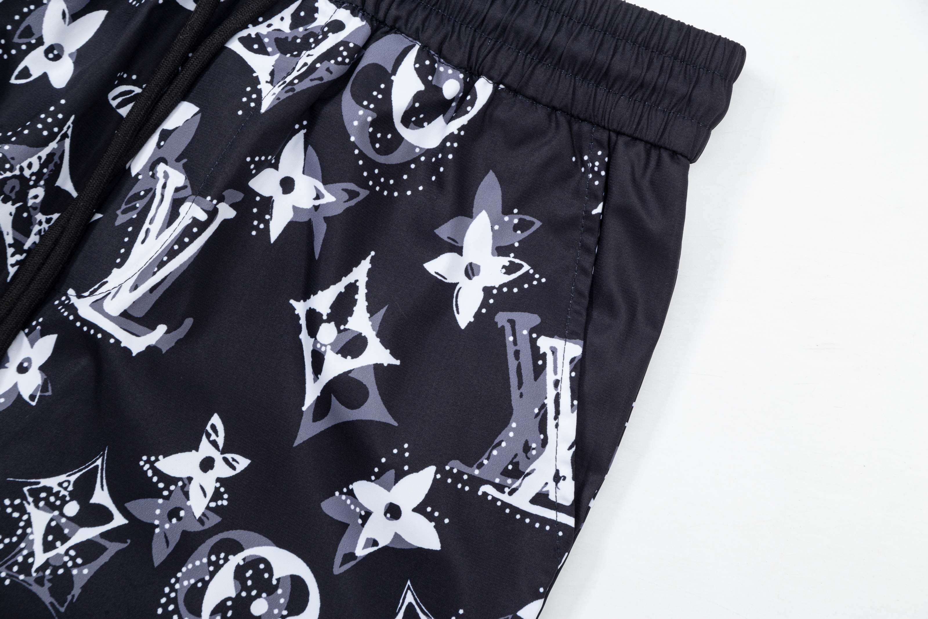 LuxluxHouse Best Quality Clothes Pants Louis Vuitton