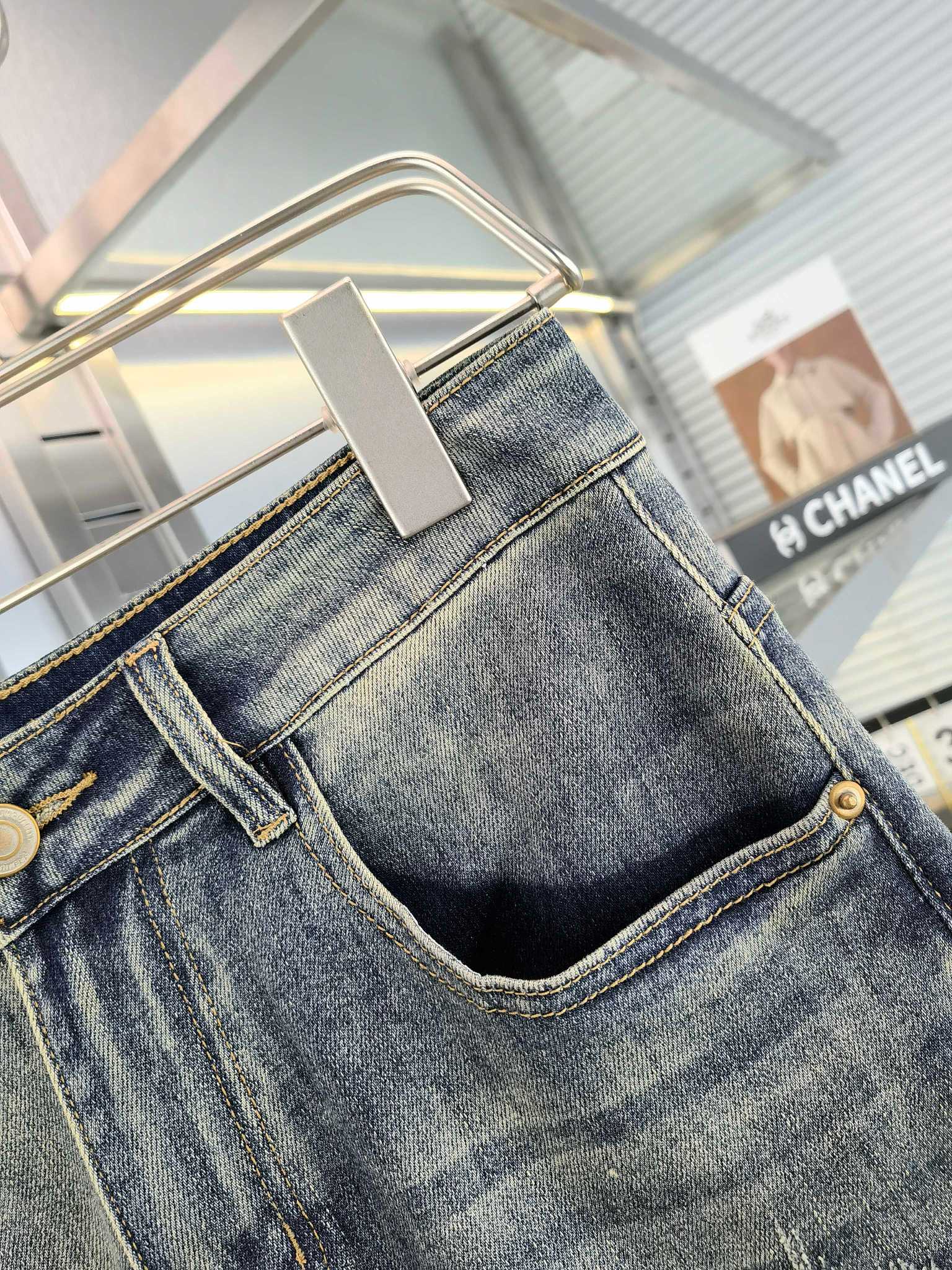 LuxluxHouse Best Quality Clothes Pants Moncler