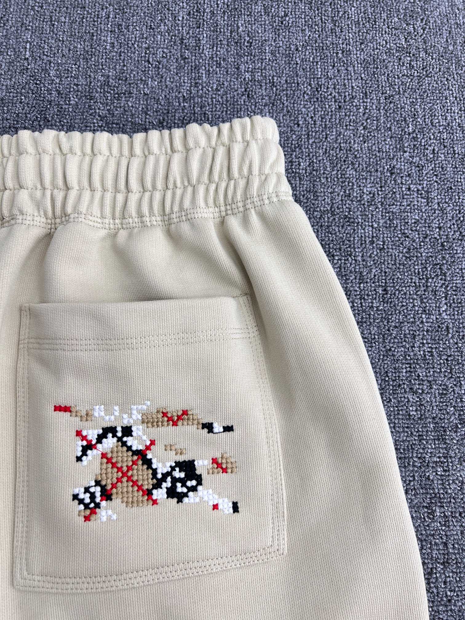 LuxluxHouse Best Quality Clothes Burberry Pants