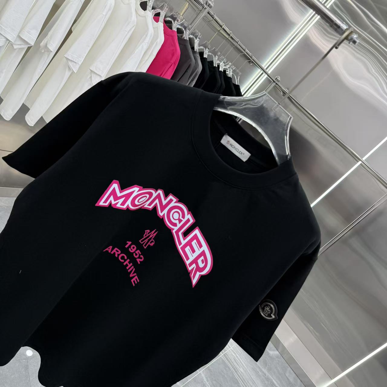 LuxluxHouse Best Quality Clothes T-shirt Moncler