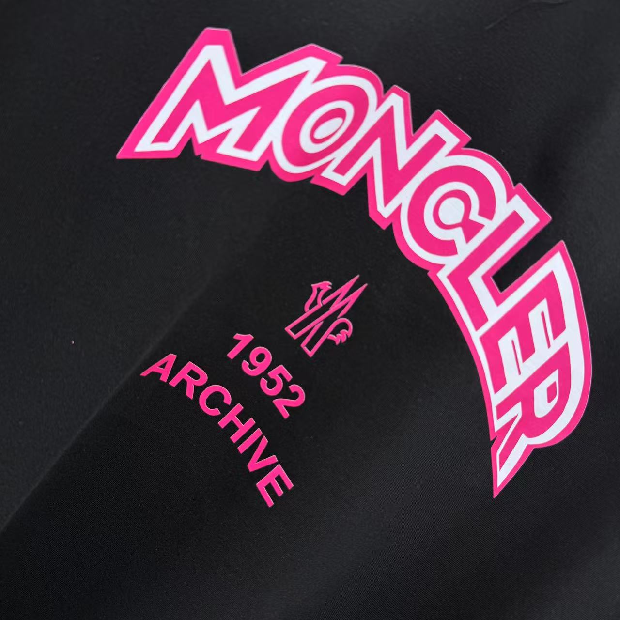LuxluxHouse Best Quality Clothes T-shirt Moncler