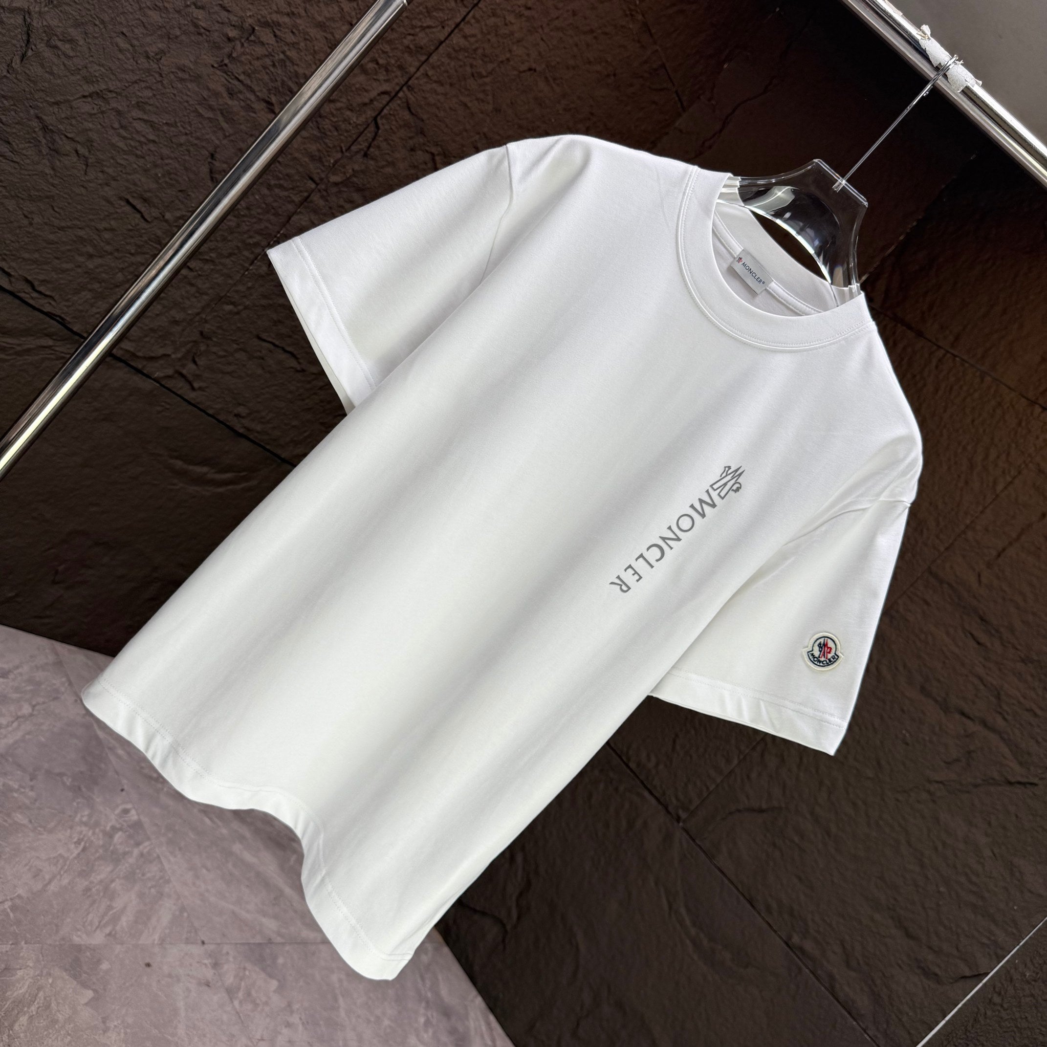 LuxluxHouse Best Quality Clothes T-shirt Moncler