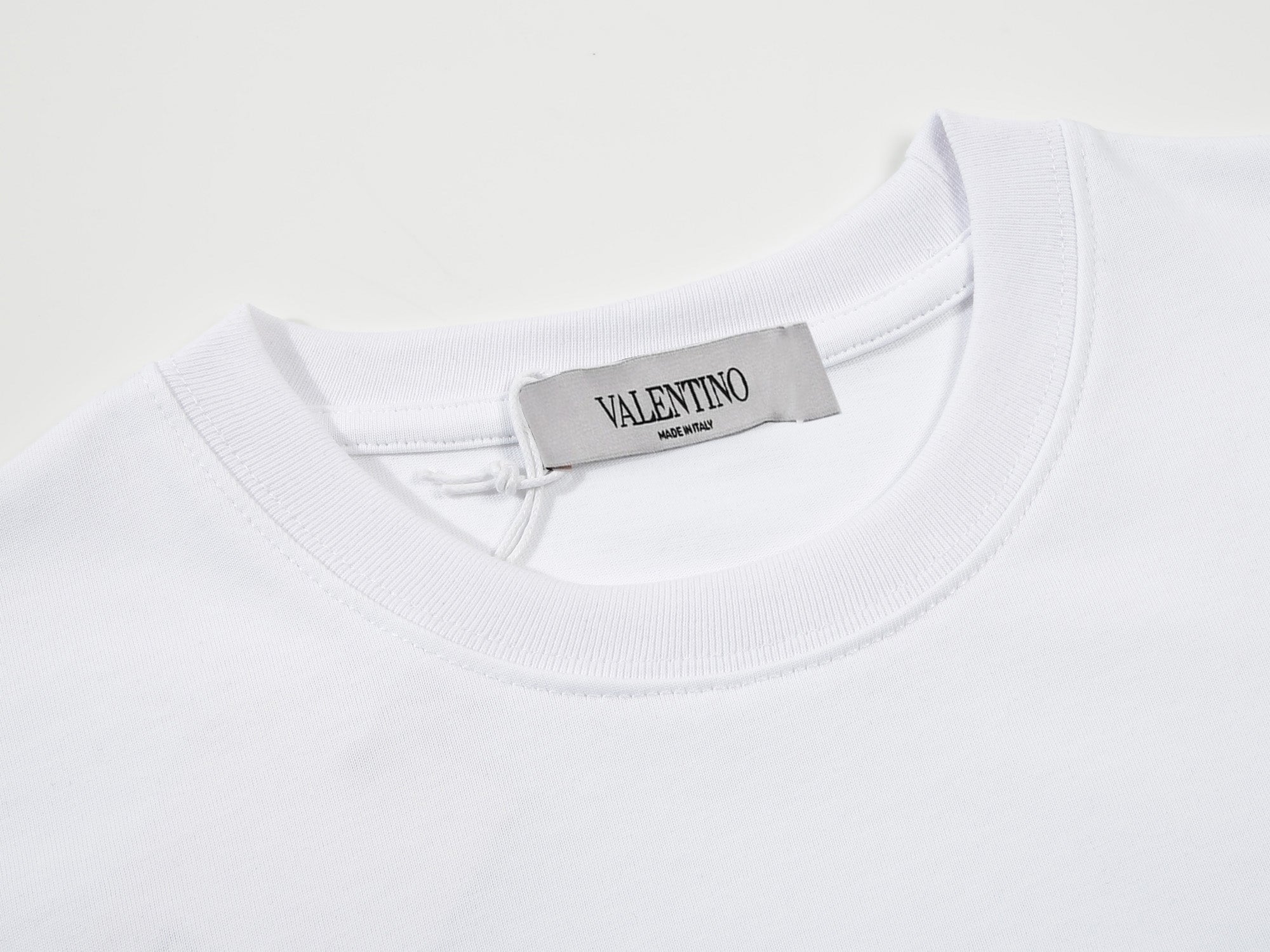 LuxluxHouse Best Quality Clothes Valentino T-shirt