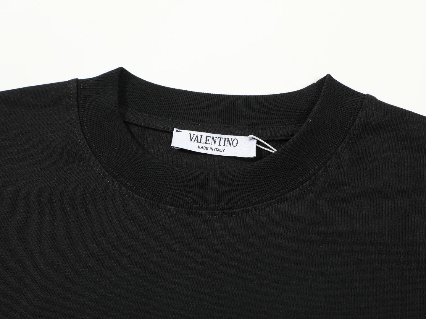 LuxluxHouse Best Quality Clothes Valentino T-shirt
