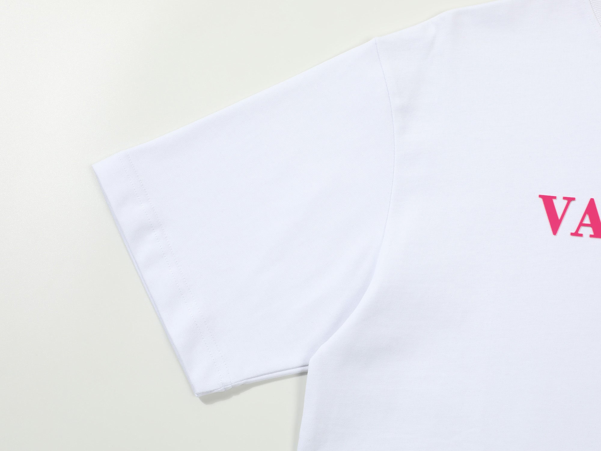 LuxluxHouse Best Quality Clothes Valentino T-shirt