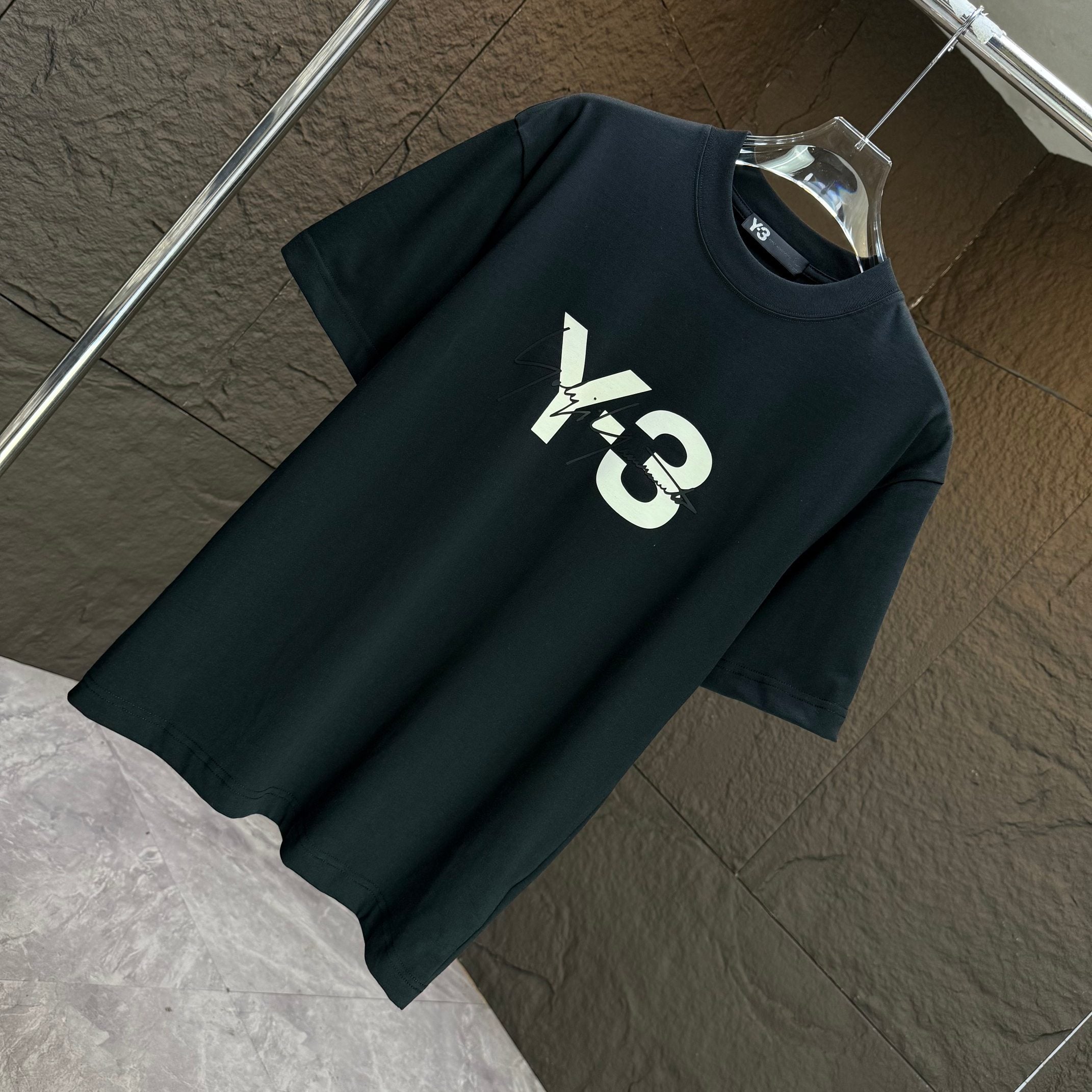LuxluxHouse Best Quality Clothes Amiri T-shirt