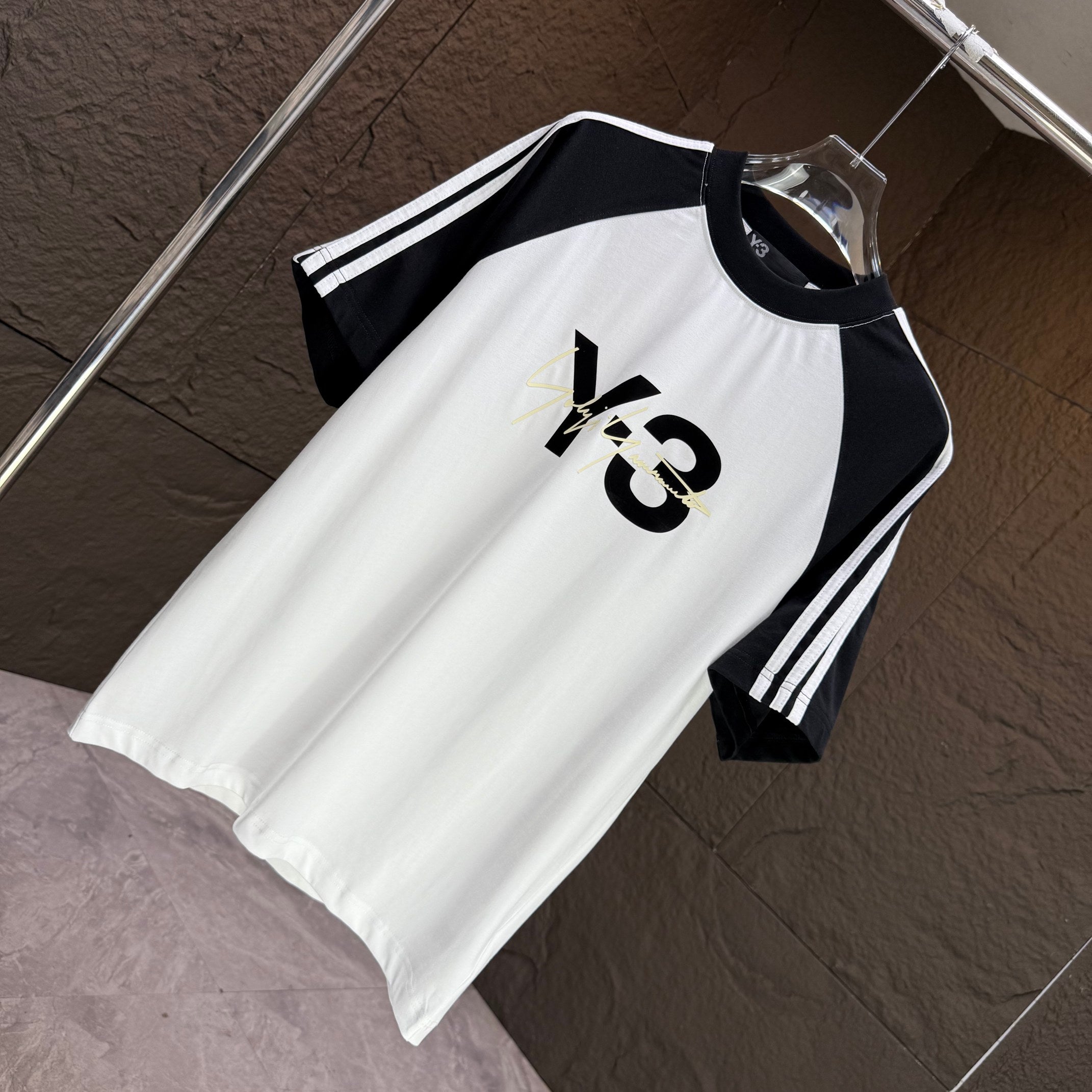 LuxluxHouse Best Quality Clothes Amiri T-shirt