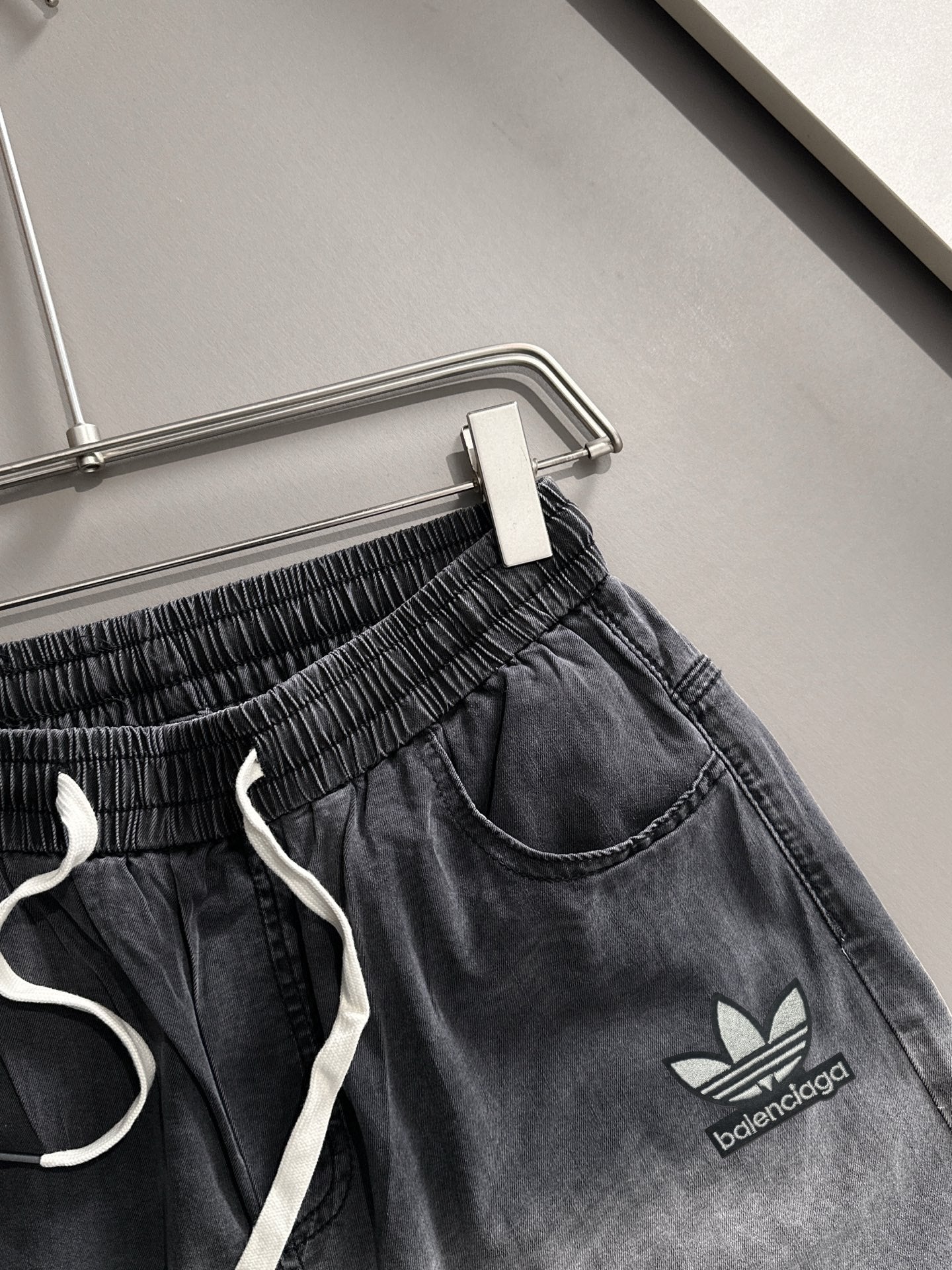 LuxluxHouse Best Quality Clothes Balenciaga Pants