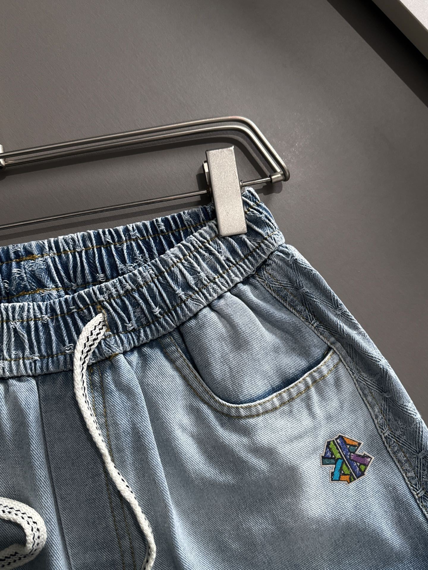 LuxluxHouse Best Quality Clothes Balenciaga Pants