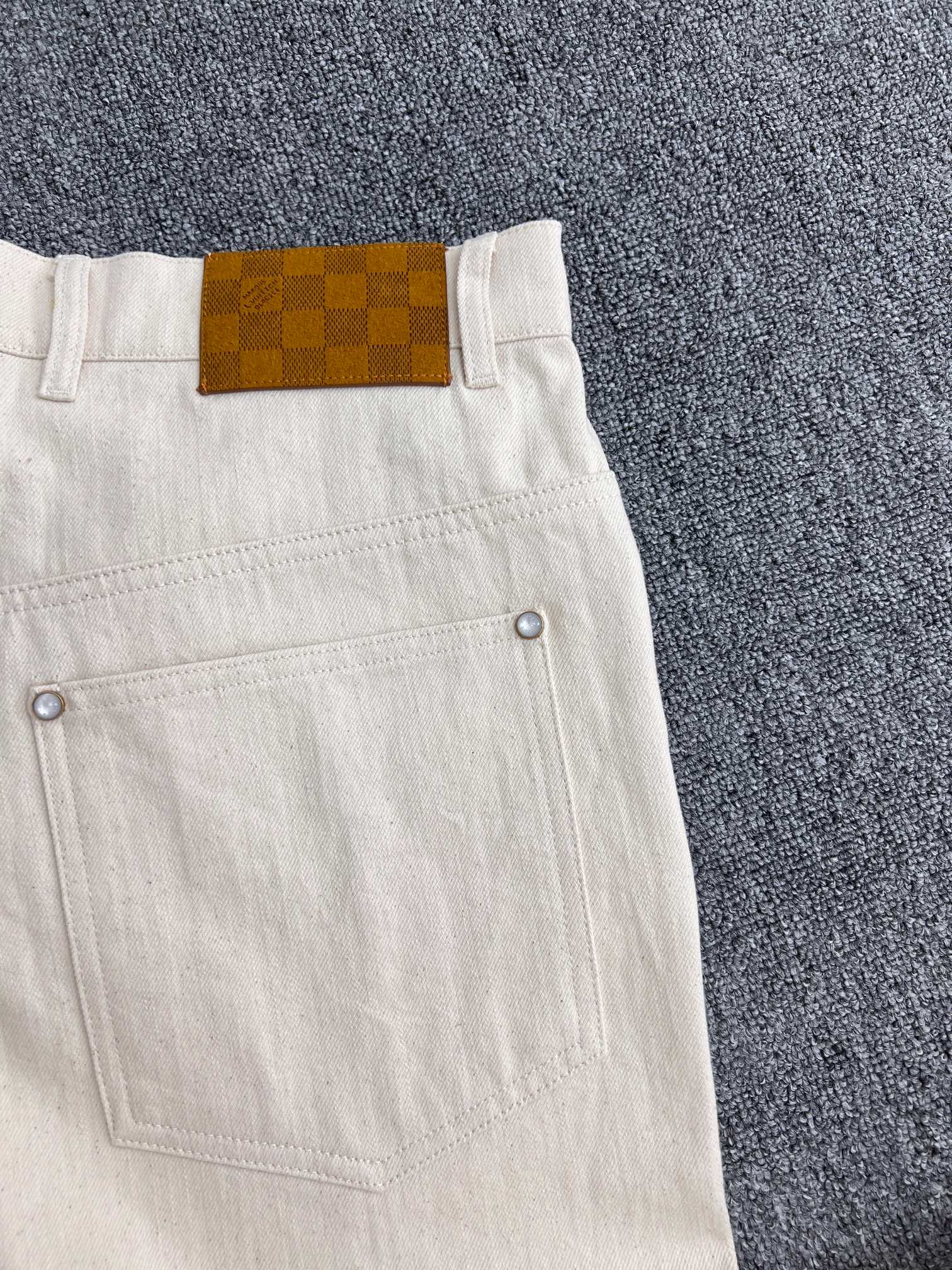 LuxluxHouse Best Quality Clothes Pants Louis Vuitton