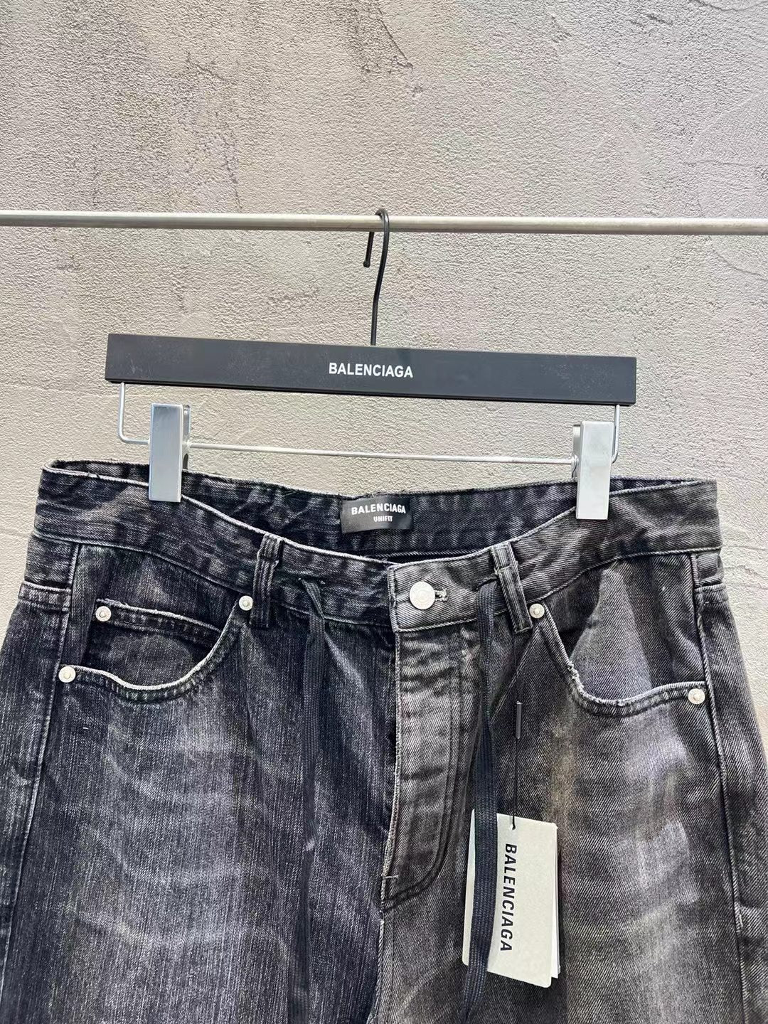 LuxluxHouse Best Quality Clothes Balenciaga Pants