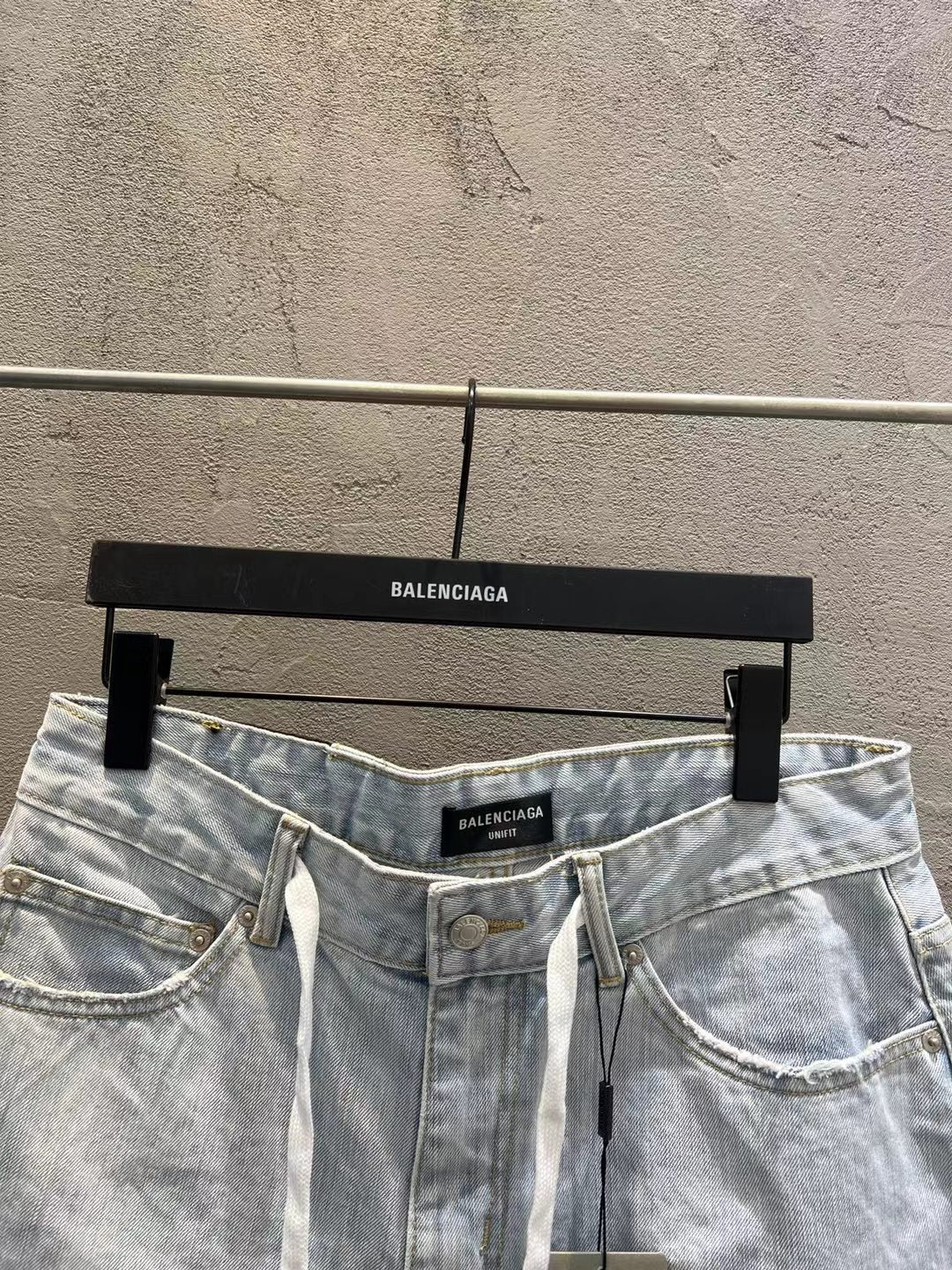 LuxluxHouse Best Quality Clothes Balenciaga Pants