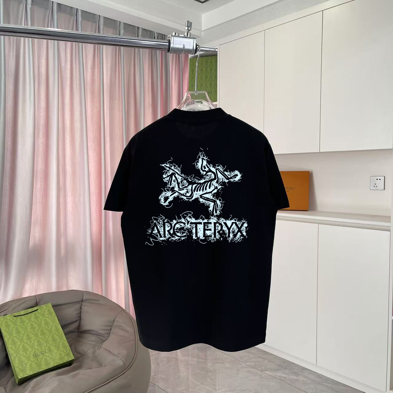 LuxluxHouse Best Quality Clothes T-shirt Arcteryx