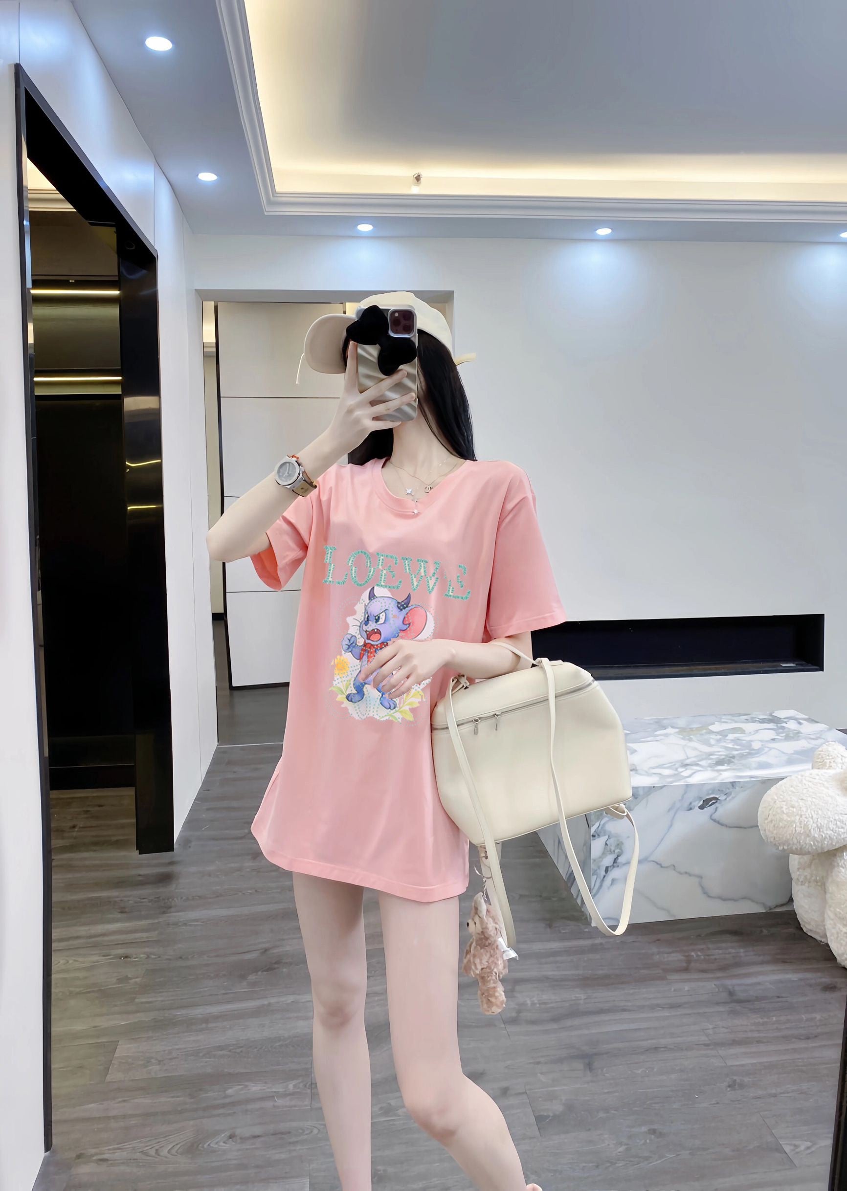 LuxluxHouse Best Quality Clothes T-shirt Loewe