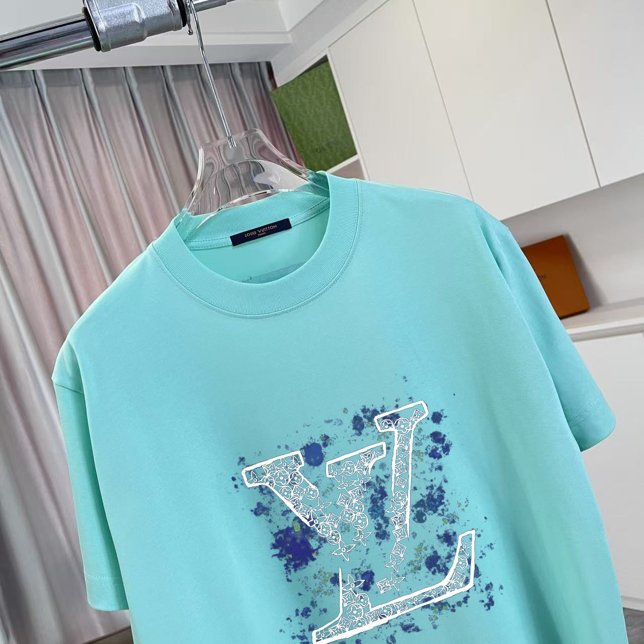 LuxluxHouse Best Quality Clothes T-shirt Louis Vuitton