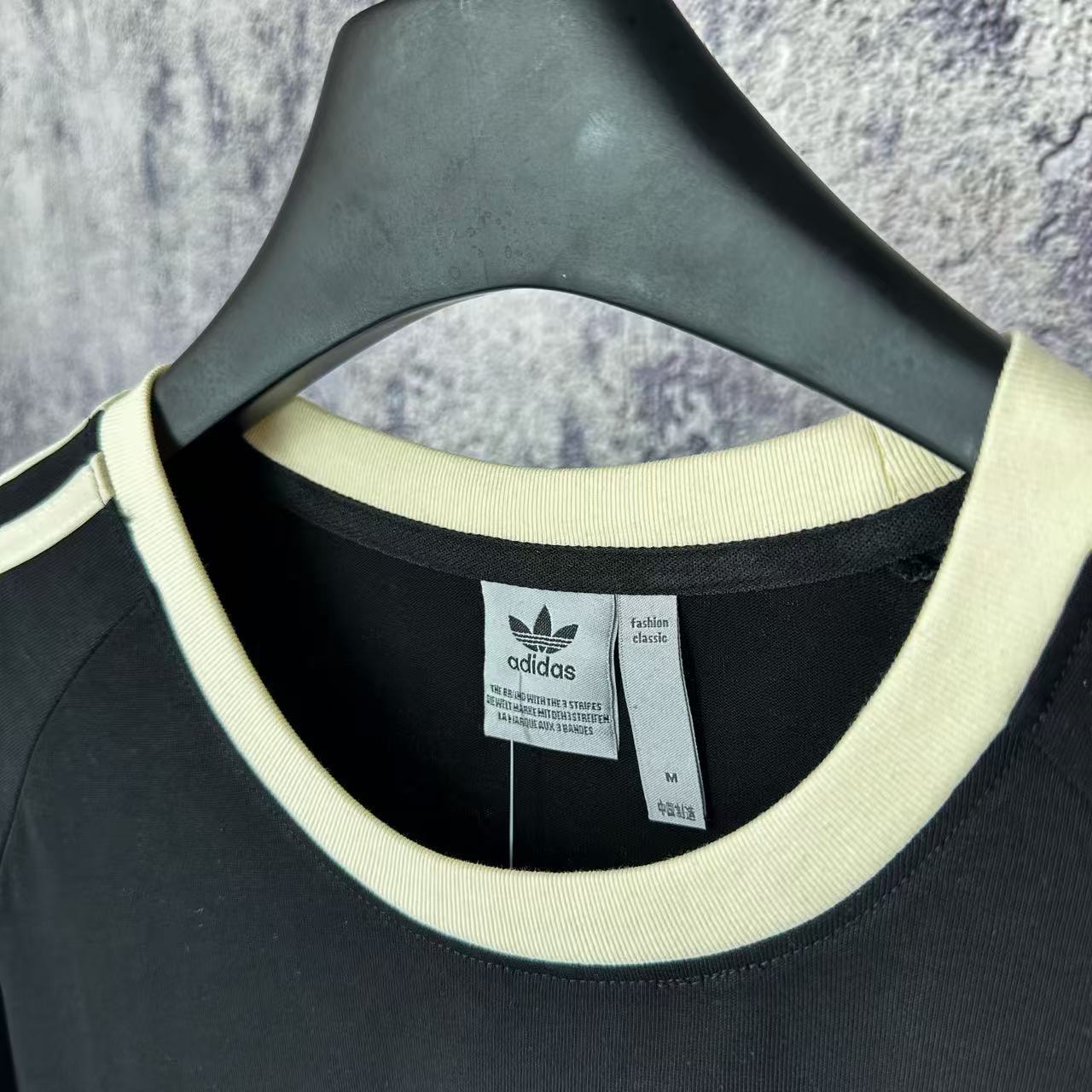 LuxluxHouse Best Quality Clothes Nike & Adidas T-shirt