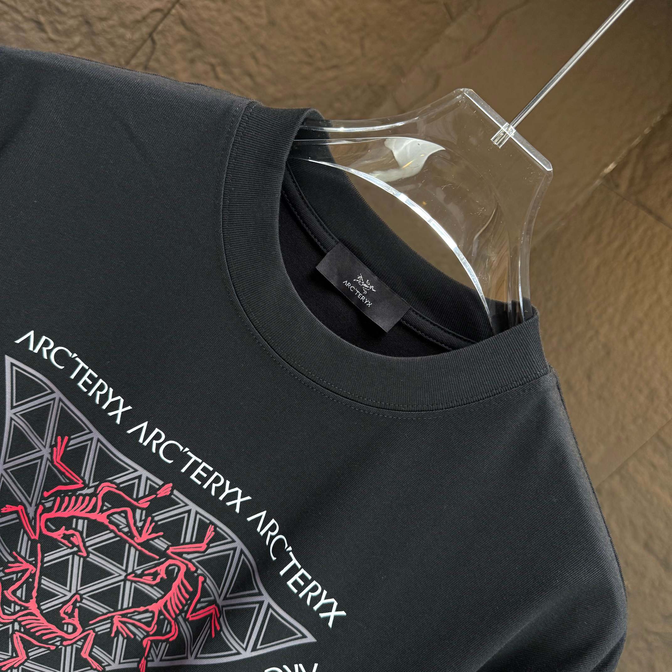 LuxluxHouse Best Quality Clothes T-shirt Arcteryx