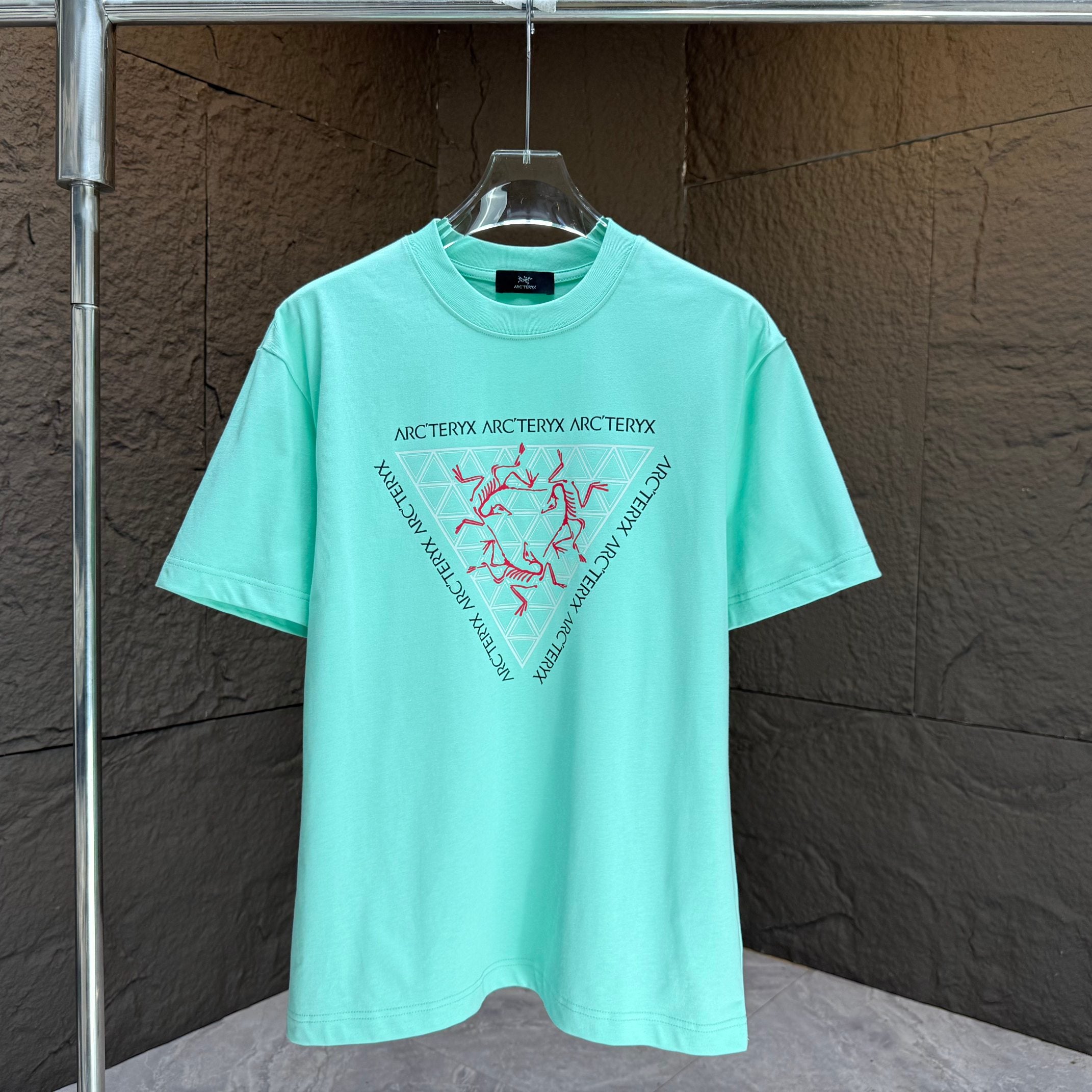 LuxluxHouse Best Quality Clothes T-shirt Arcteryx