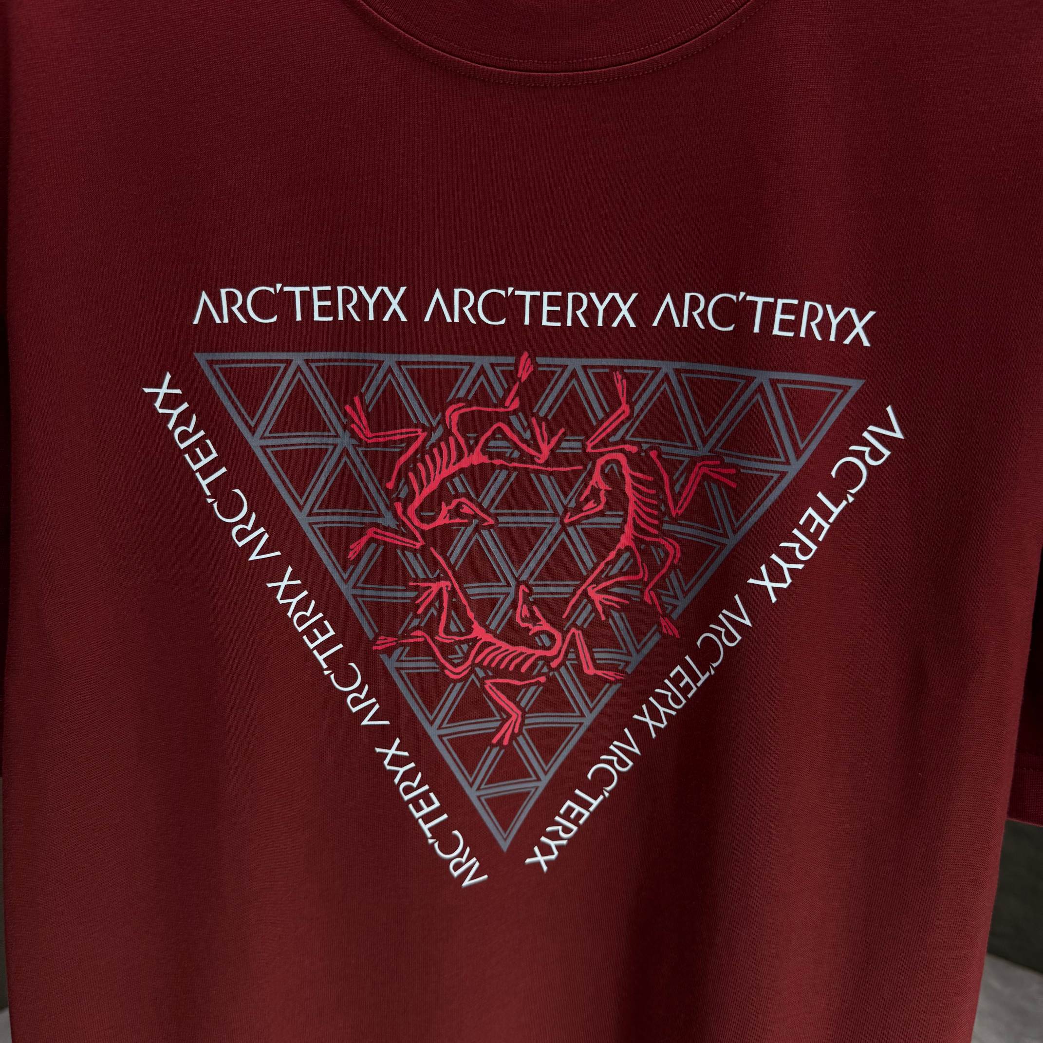 LuxluxHouse Best Quality Clothes T-shirt Arcteryx