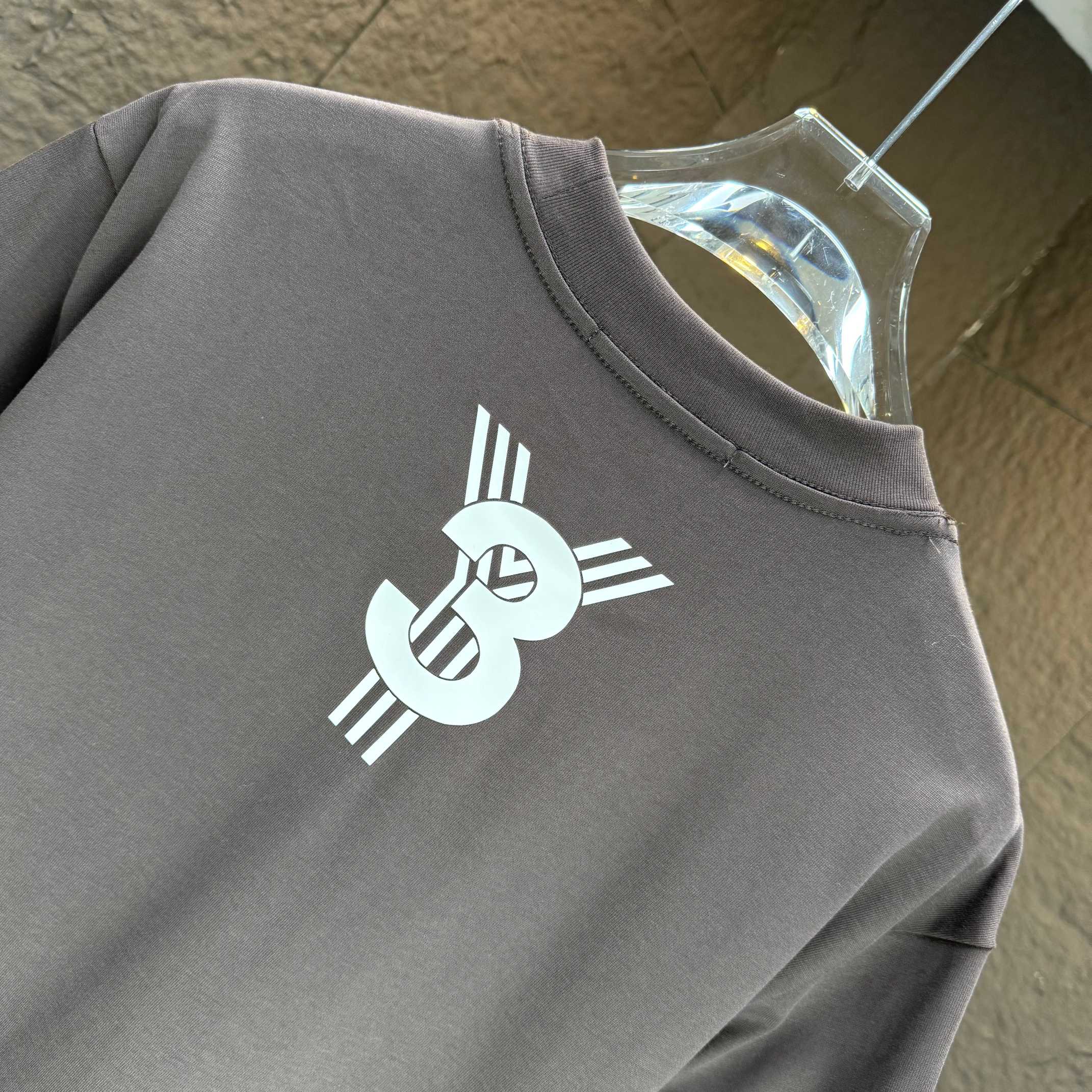 LuxluxHouse Best Quality Clothes Amiri T-shirt