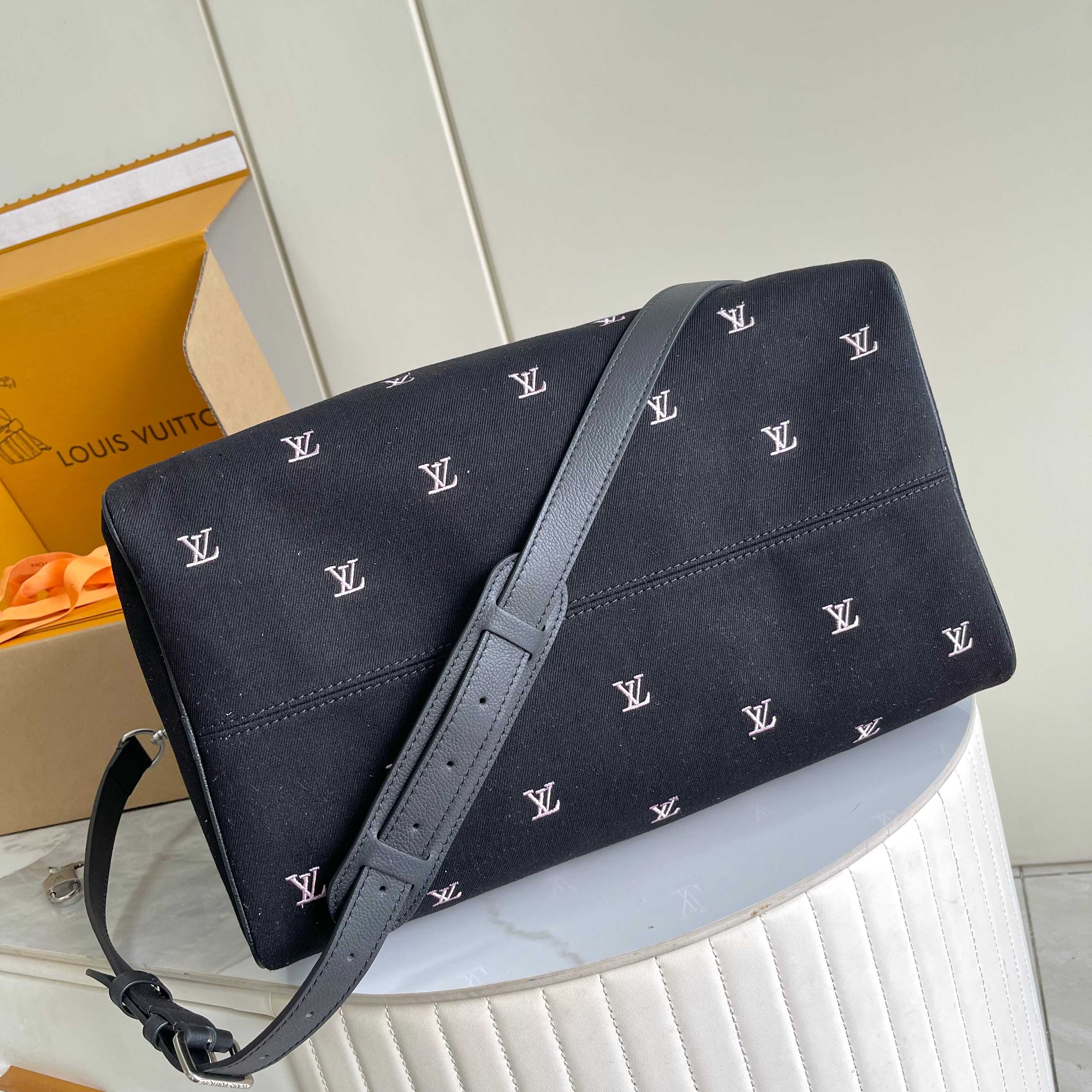 LuxluxHouse Best Quality Bags Louis Vuitton Women Men